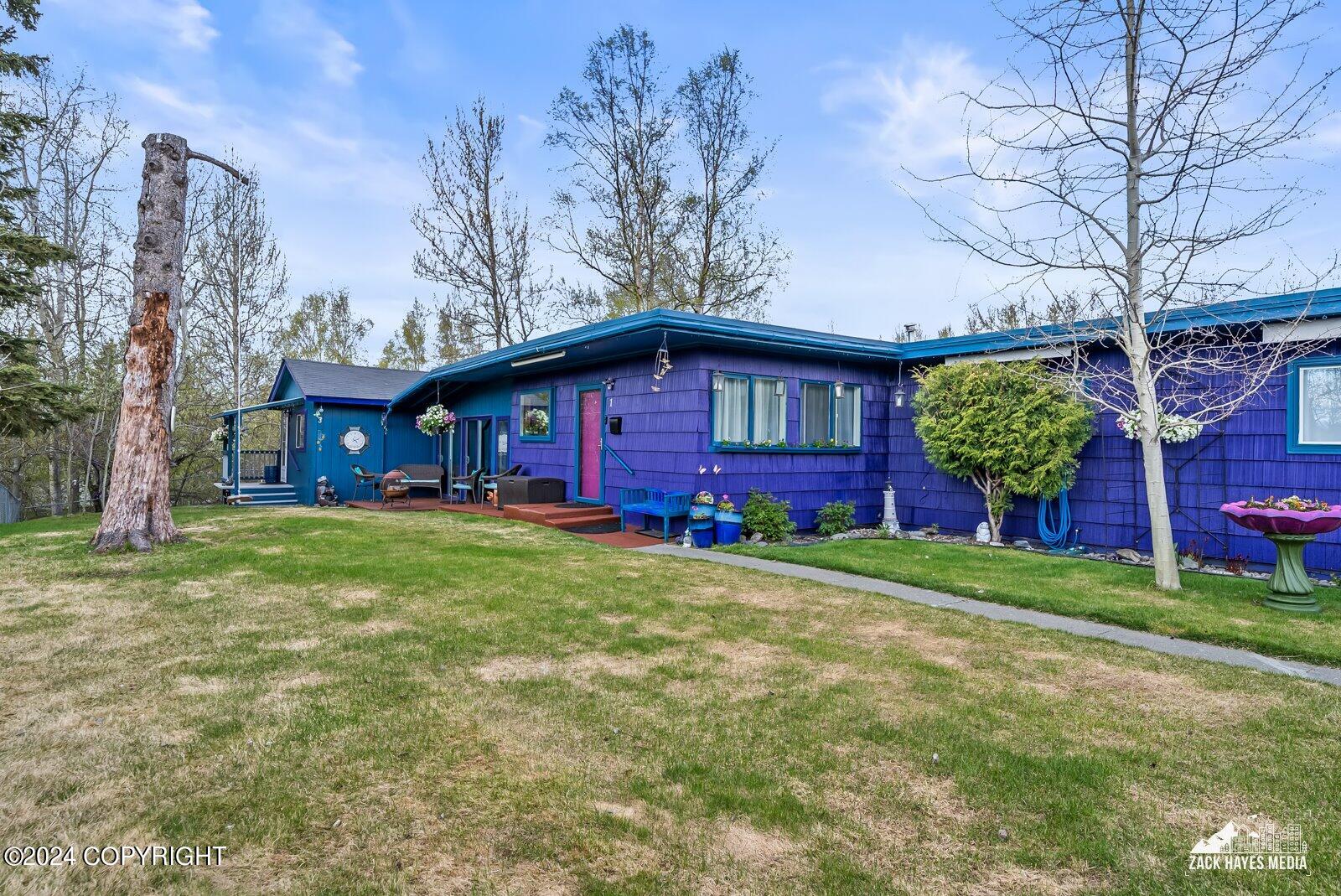 4430 Van Buren Street