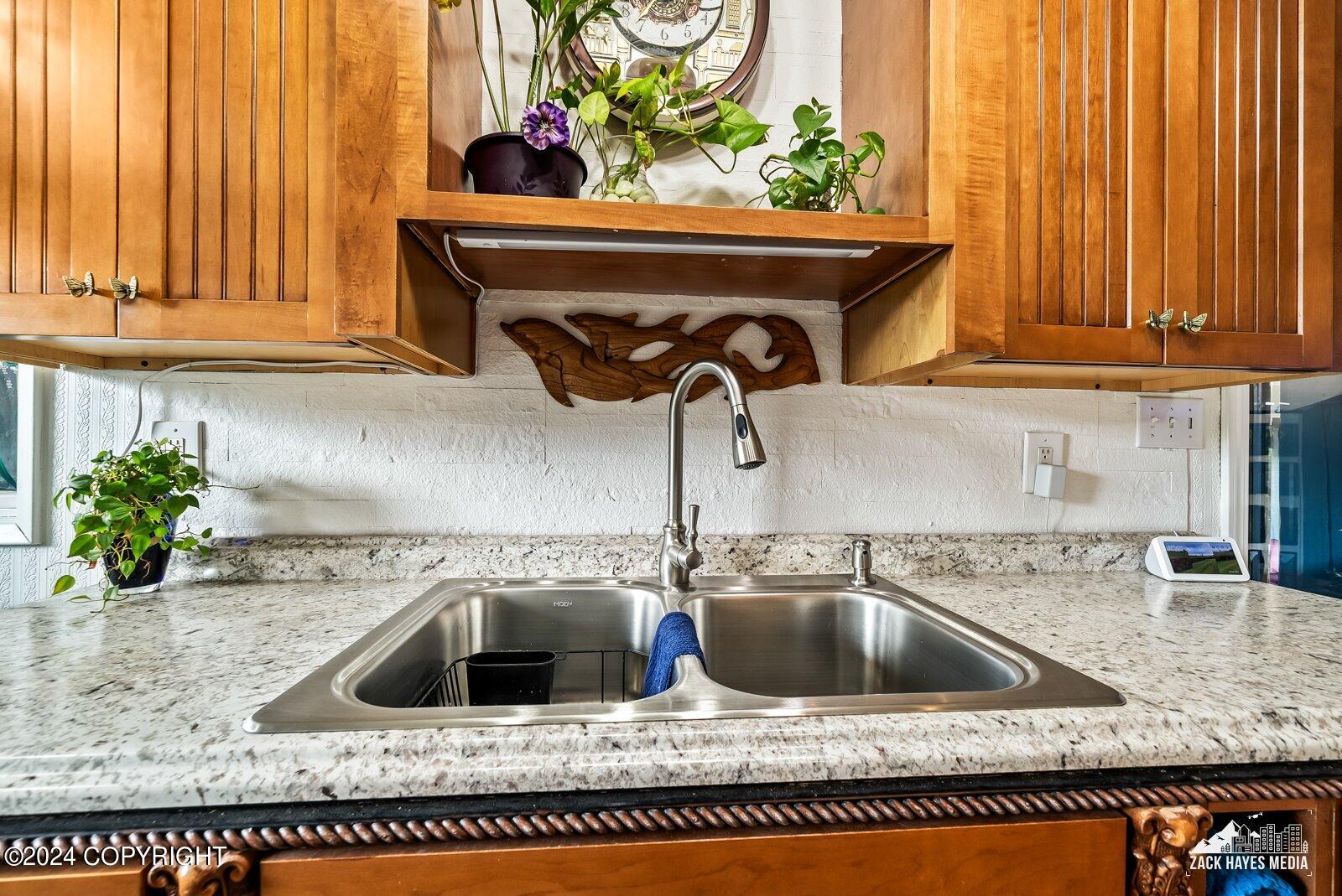 4430 Van Buren Street