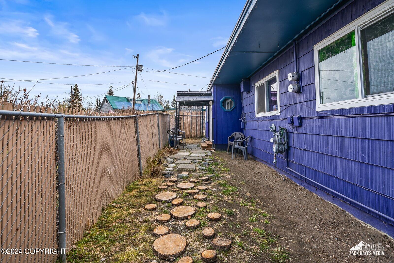 4430 Van Buren Street