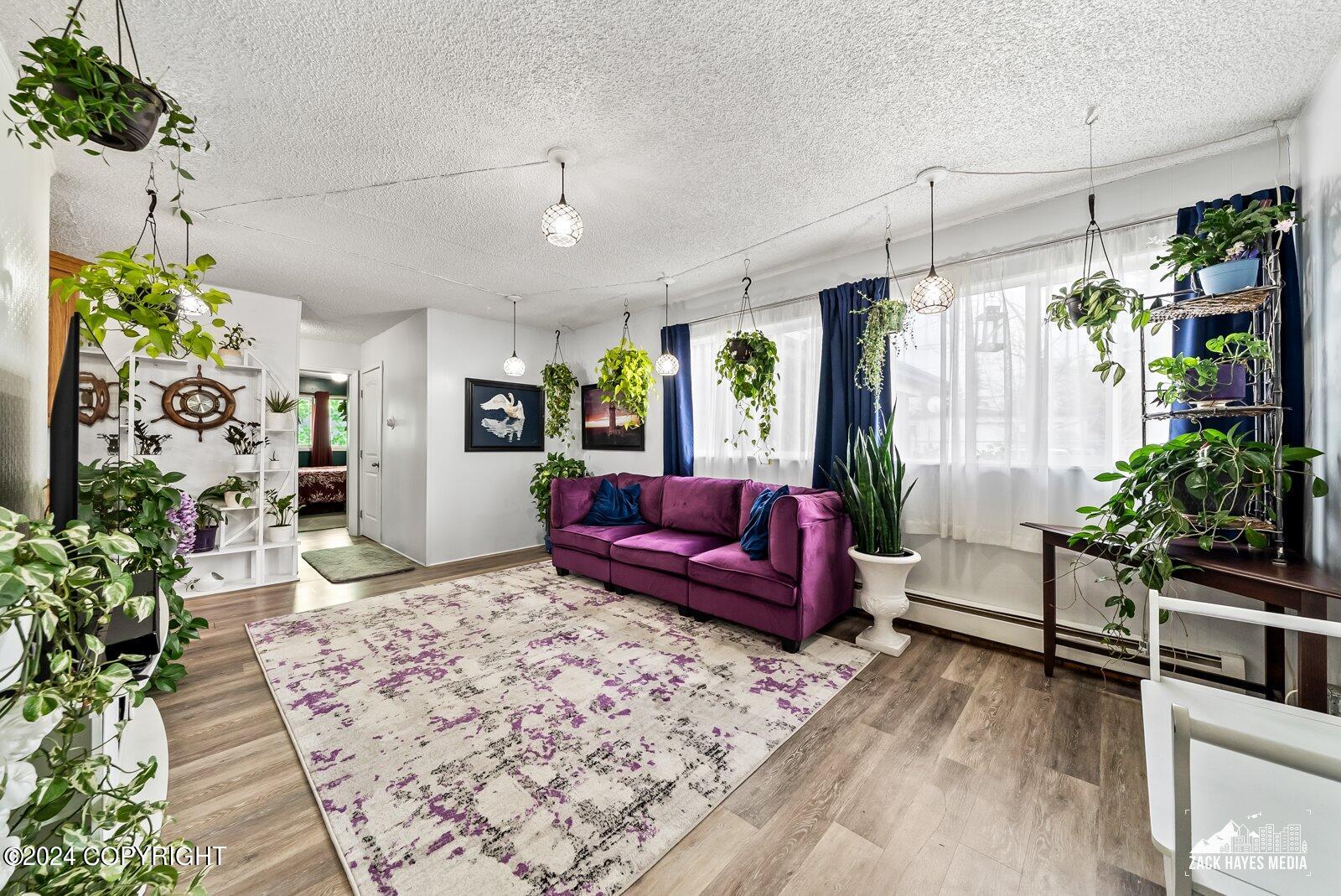 4430 Van Buren Street