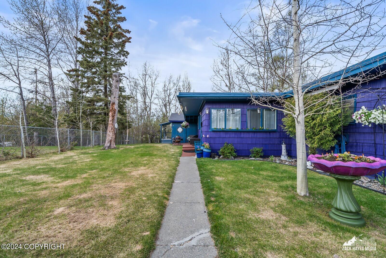 4430 Van Buren Street