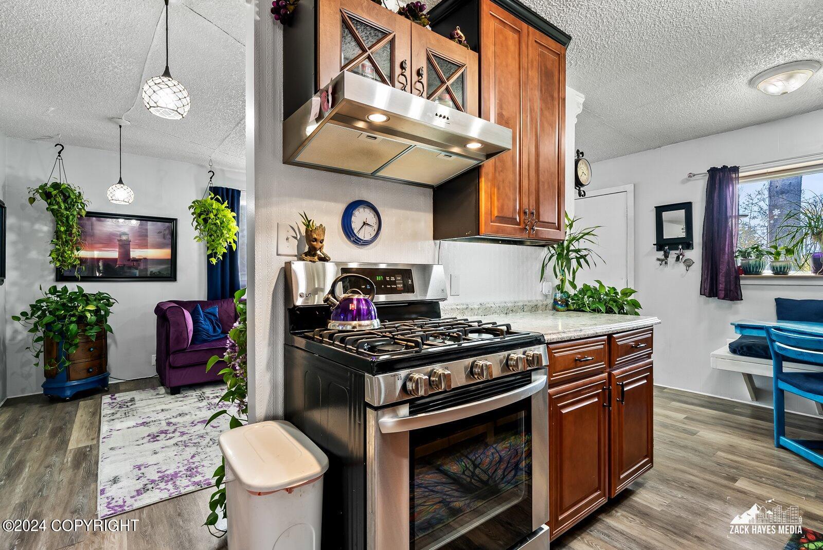 4430 Van Buren Street