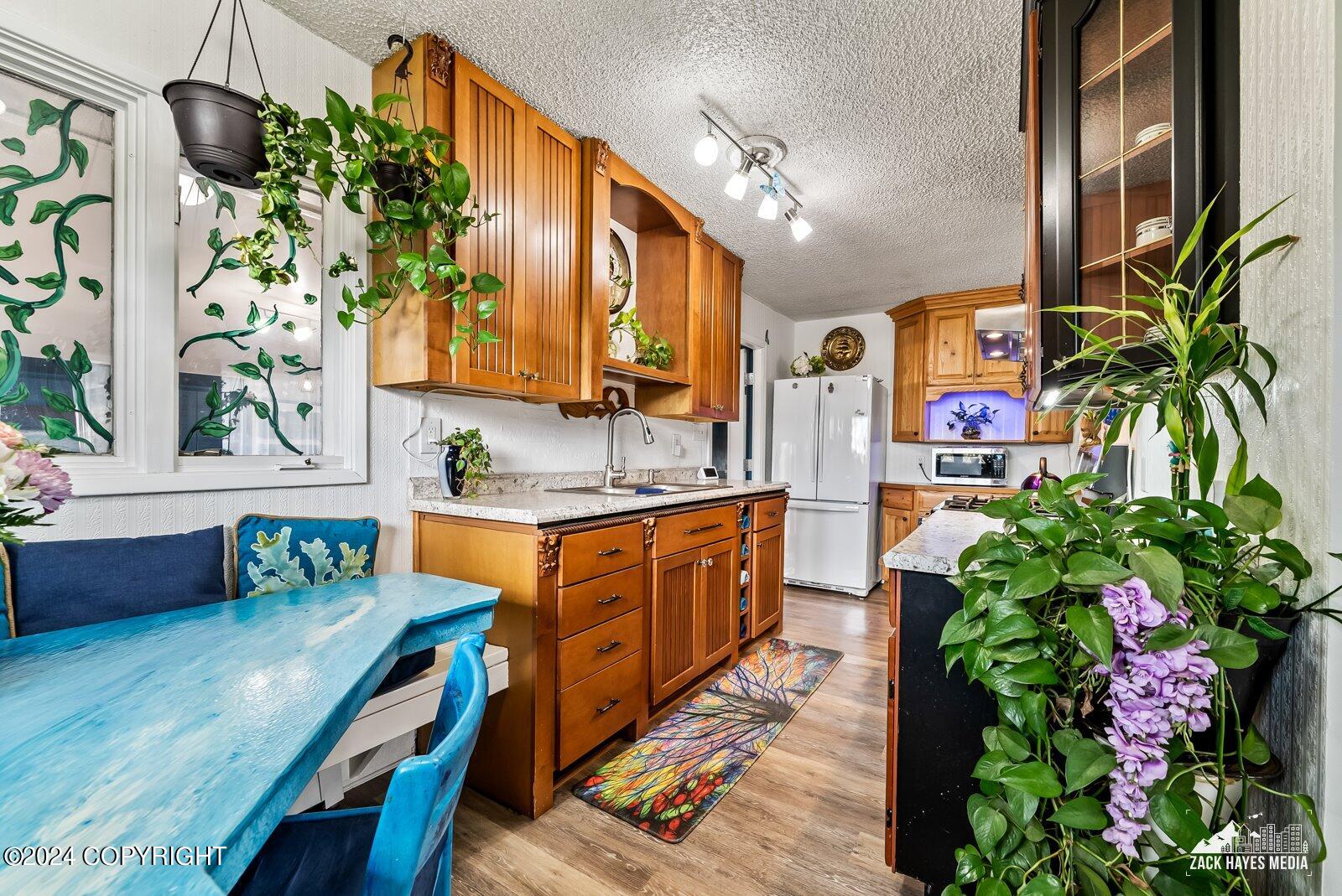 4430 Van Buren Street