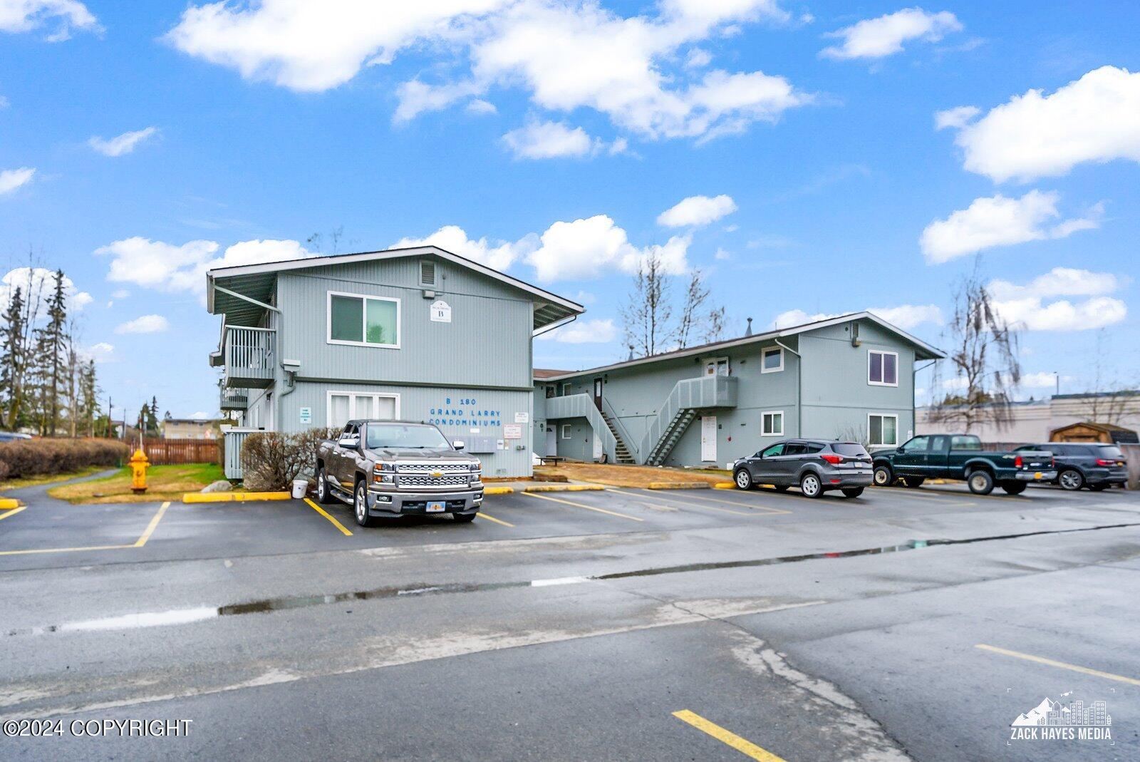 180 Grand Larry Street # B2