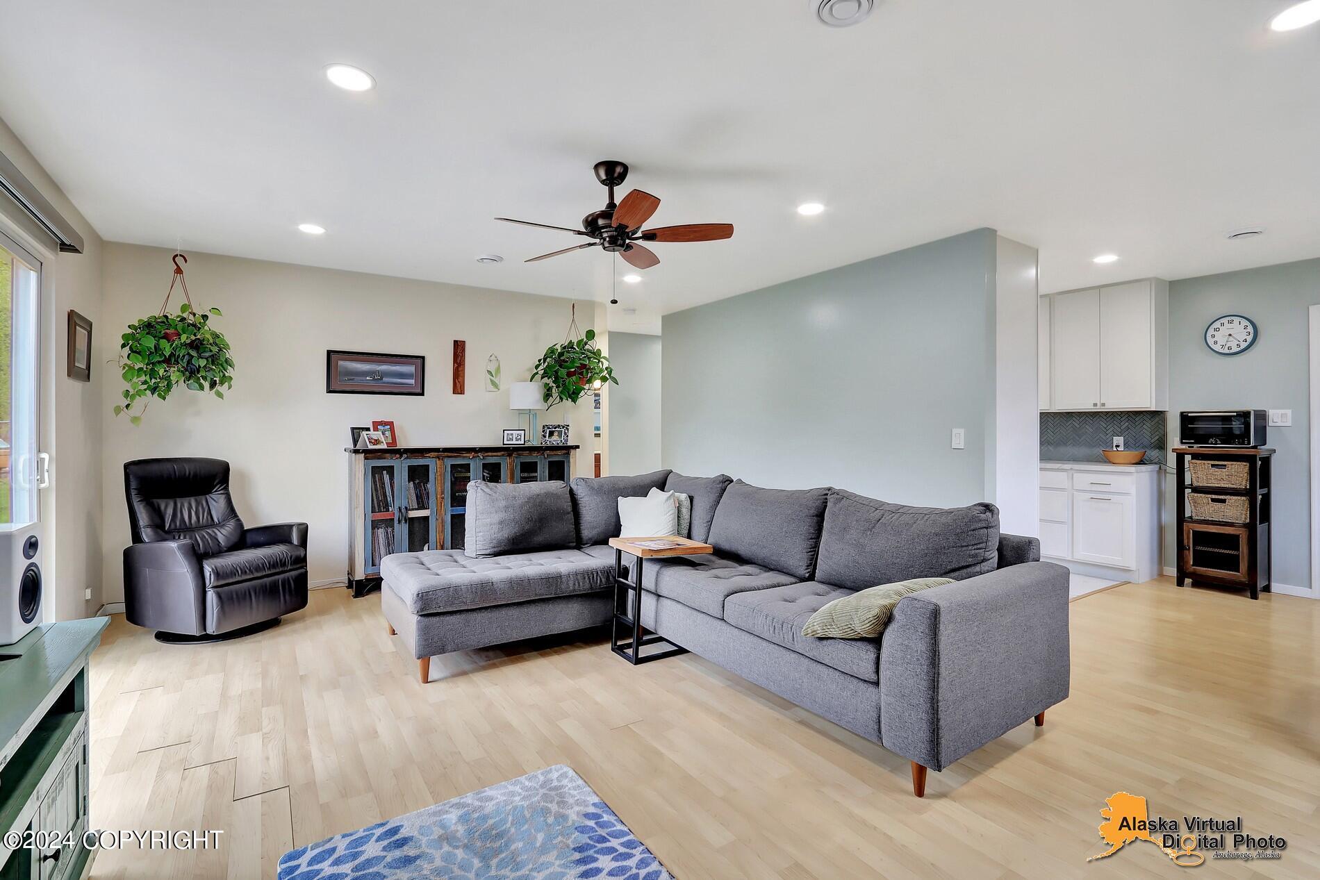 4037 Hood Court