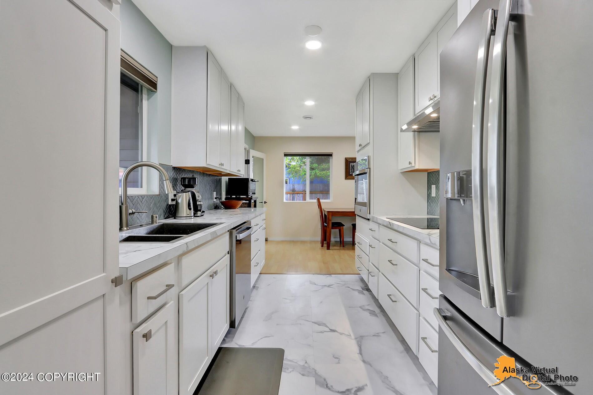 4037 Hood Court