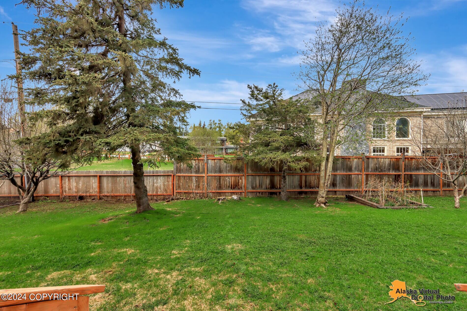 4037 Hood Court