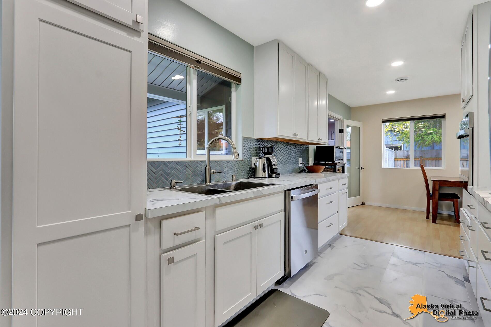 4037 Hood Court