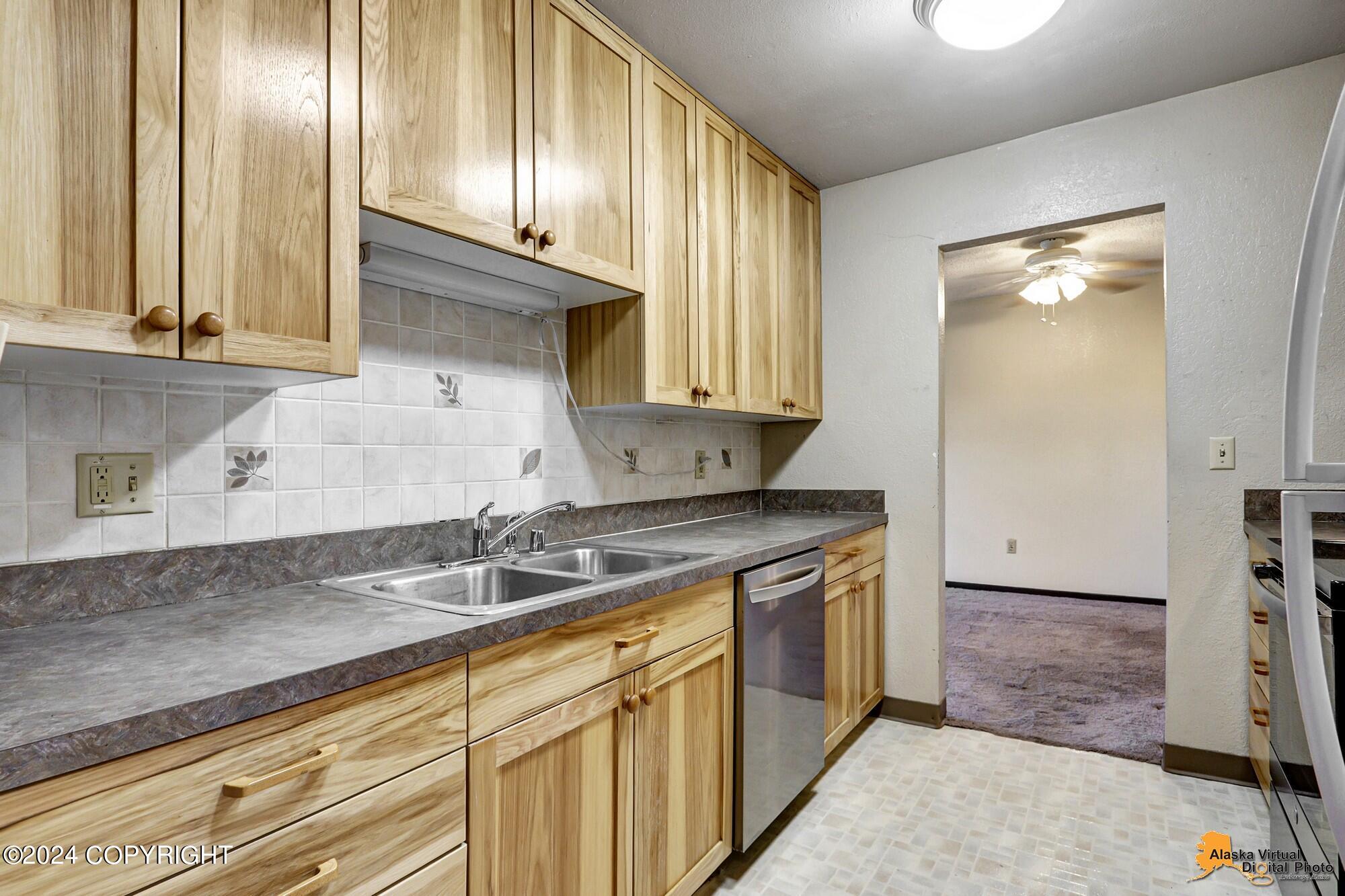 4333 San Ernesto Avenue # W313