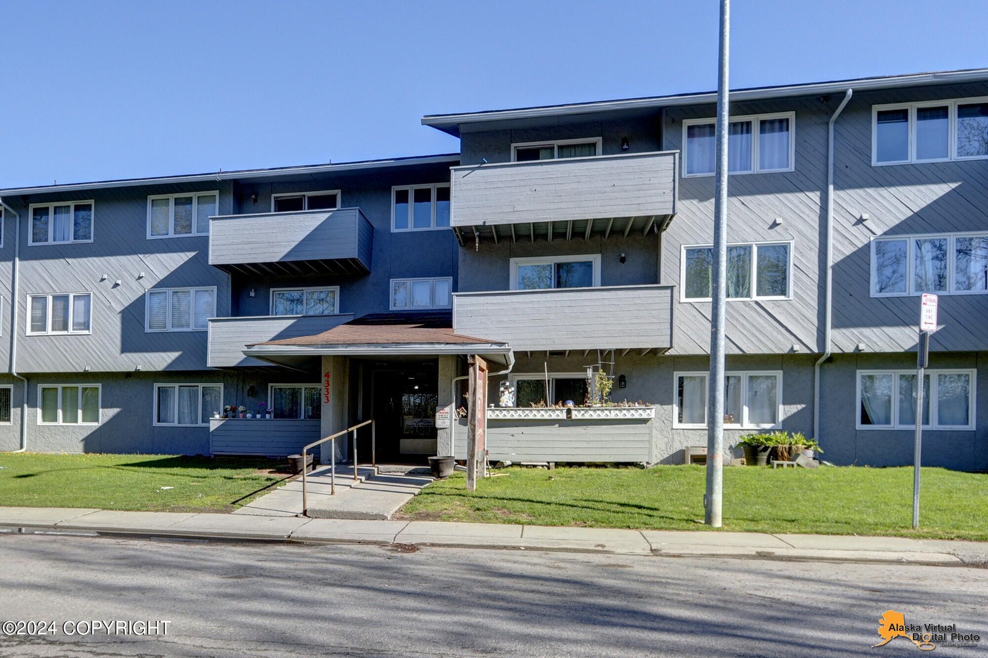 4333 San Ernesto Avenue # W313