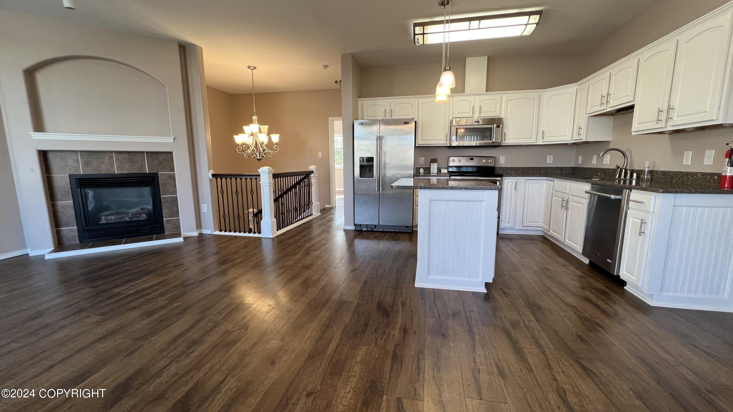 6650 Whispering Loop # A Unit: #A