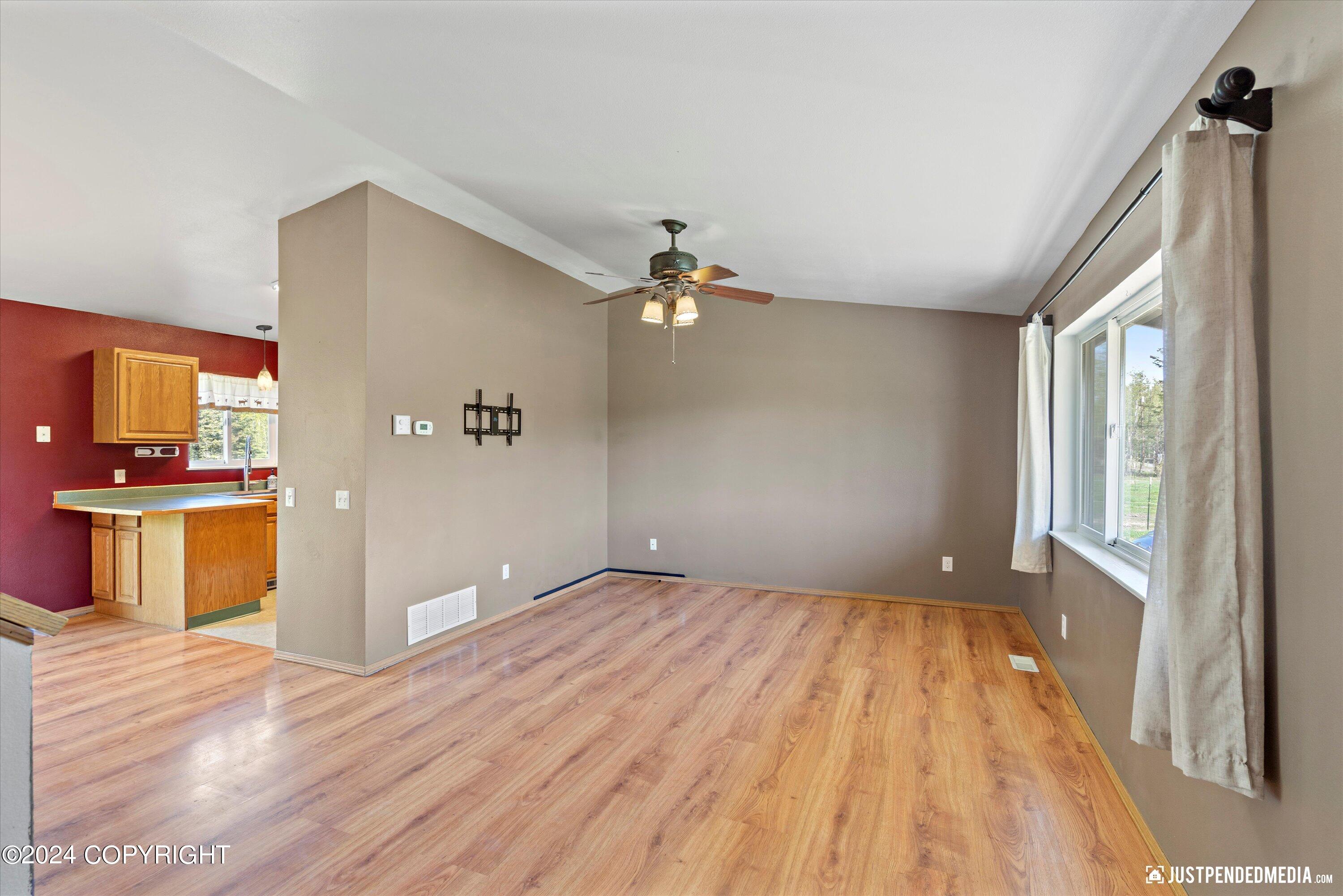 1785 W Clydesdale Drive