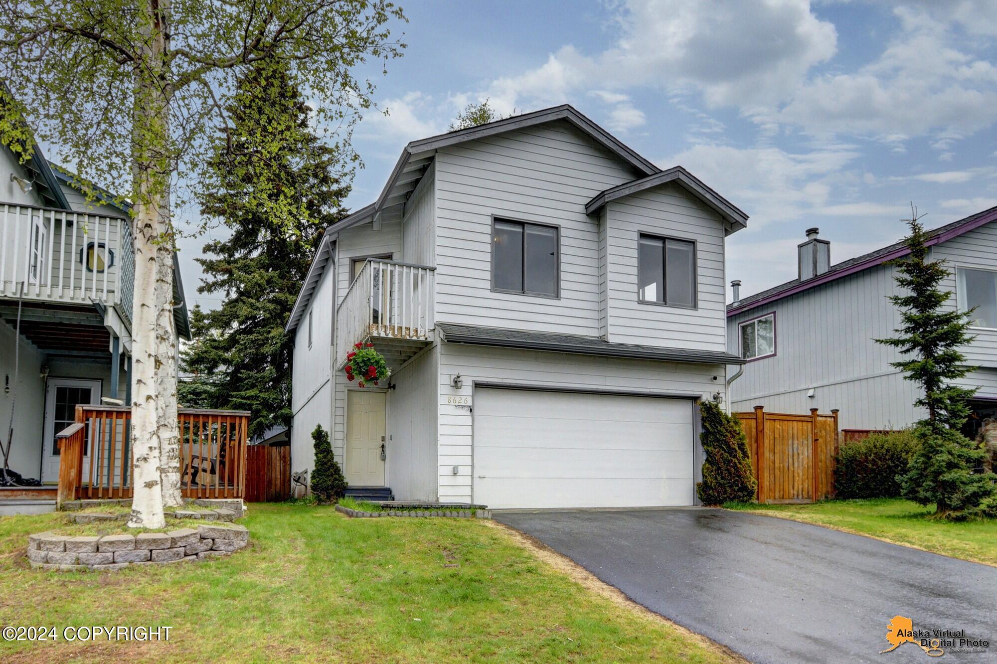 8626 Cross Pointe Loop