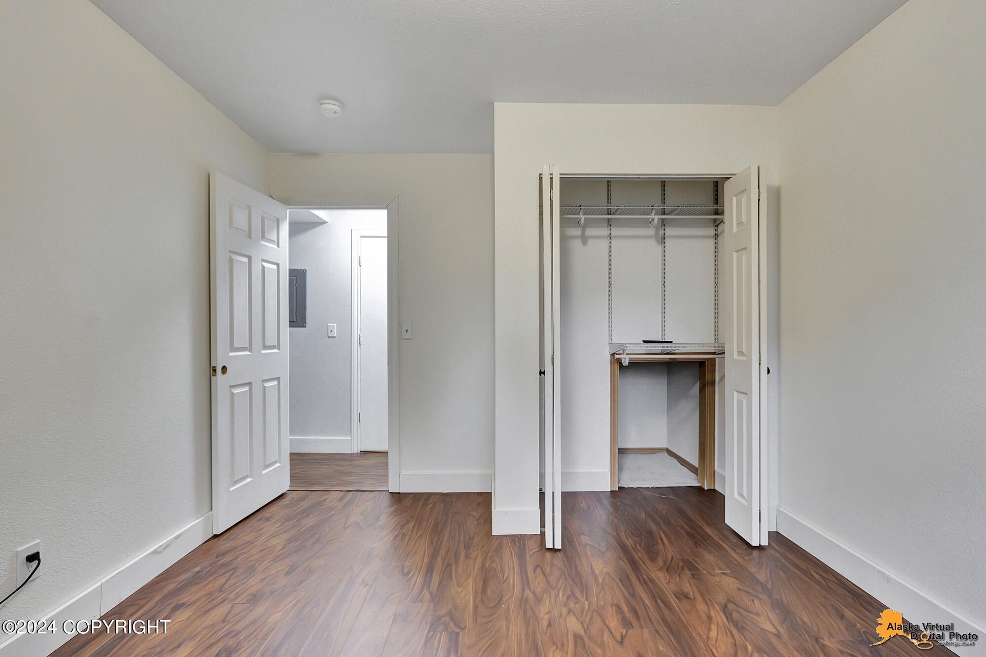 8626 Cross Pointe Loop