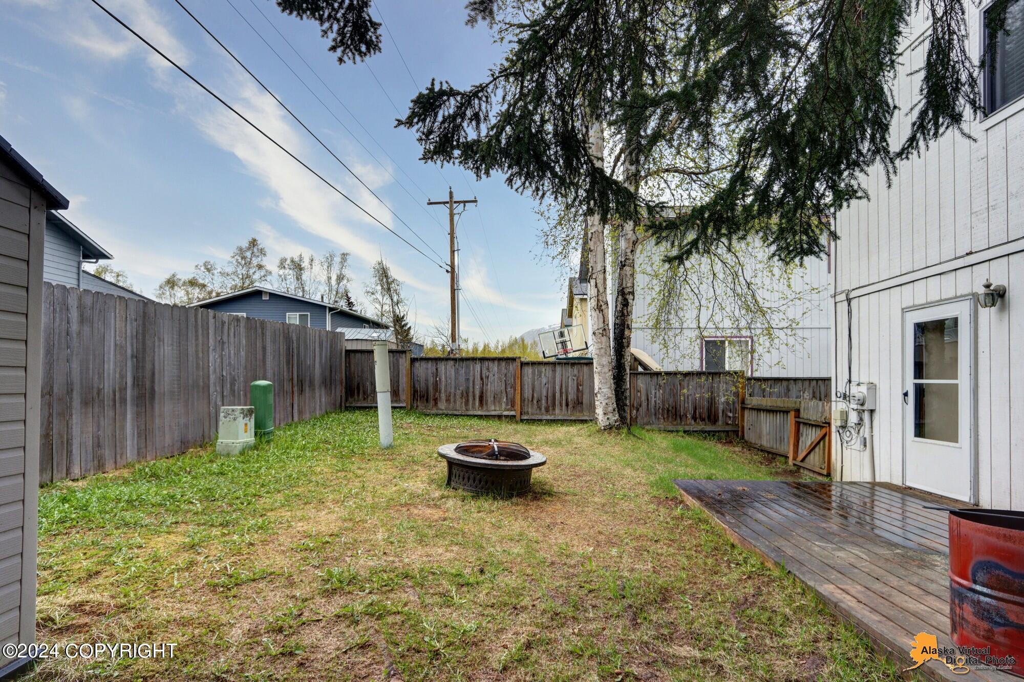 8626 Cross Pointe Loop