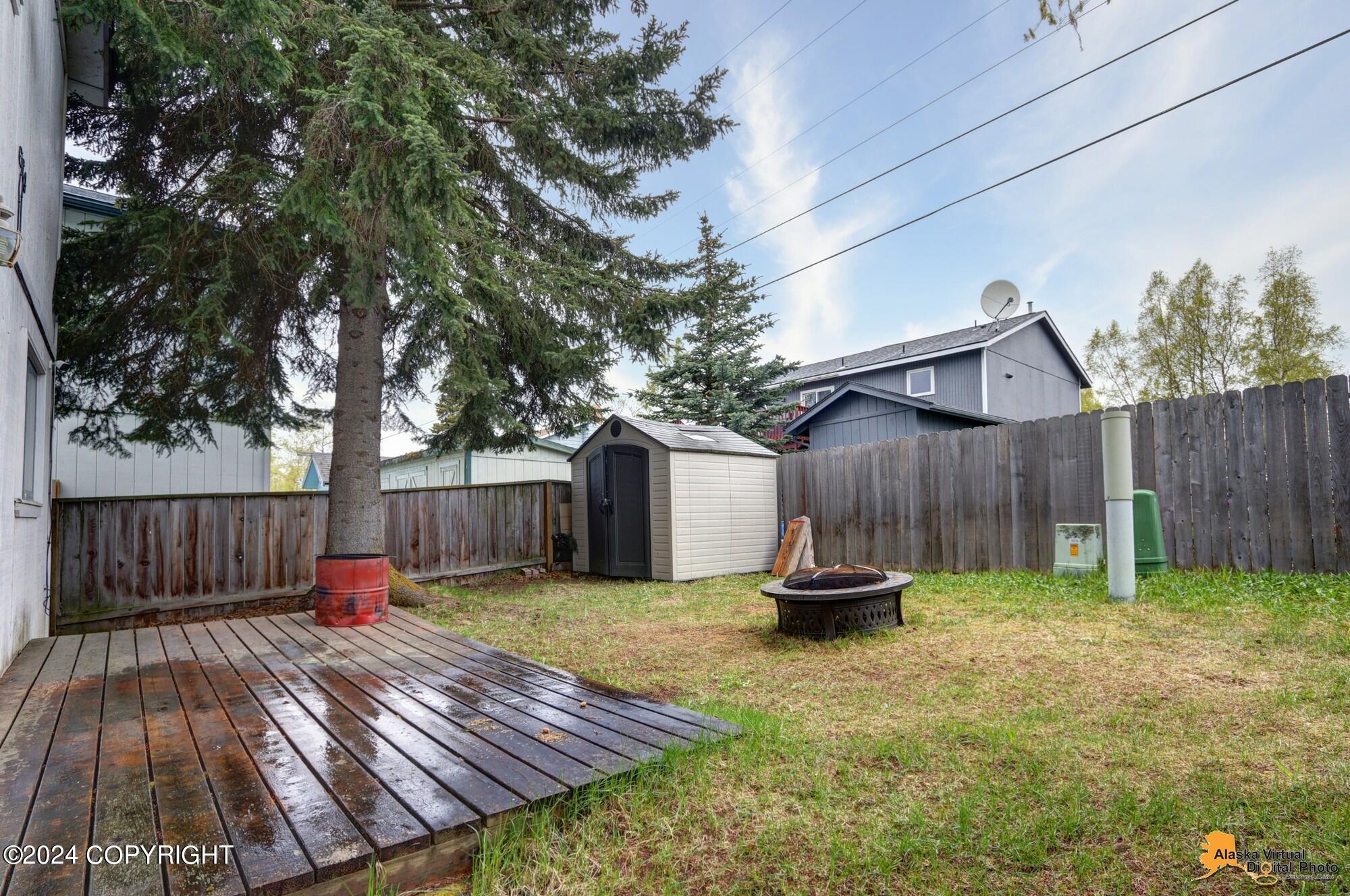 8626 Cross Pointe Loop