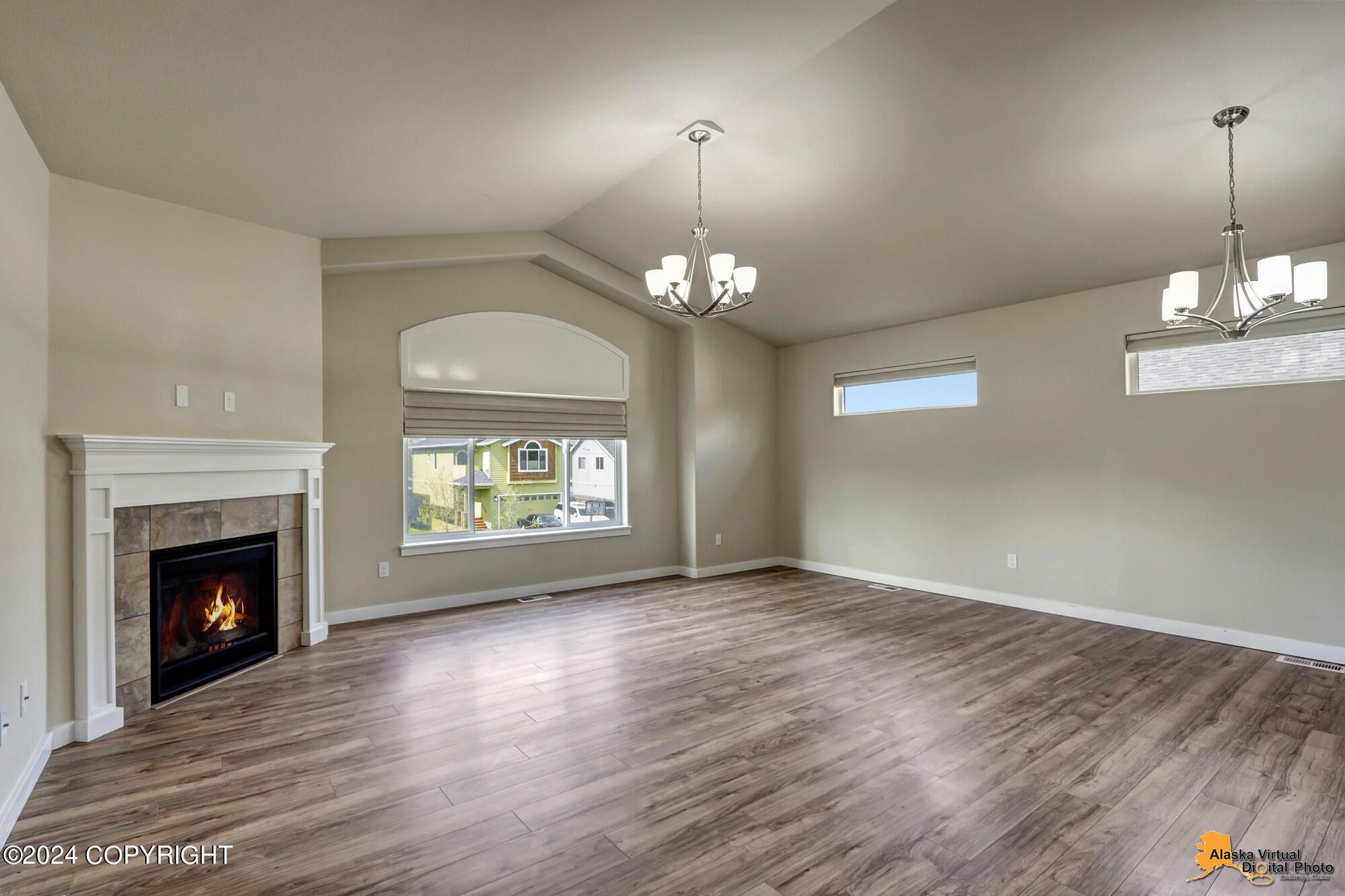 8127 Grayhawk Circle
