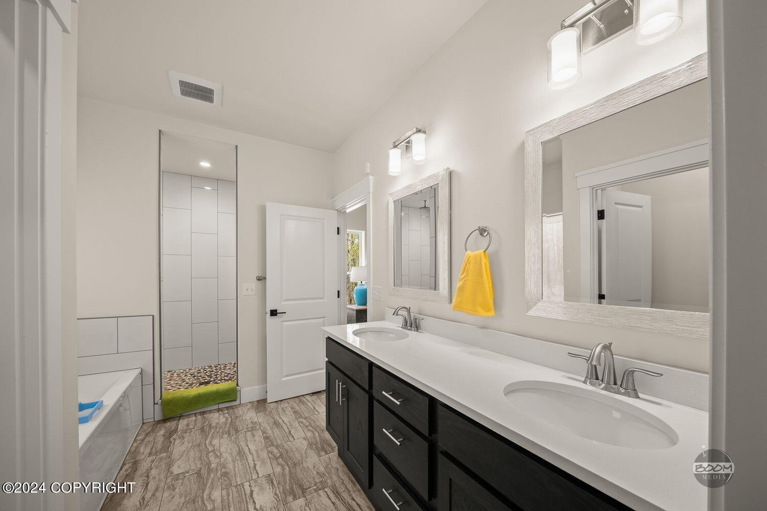 10219 E Delia Ridge Circle