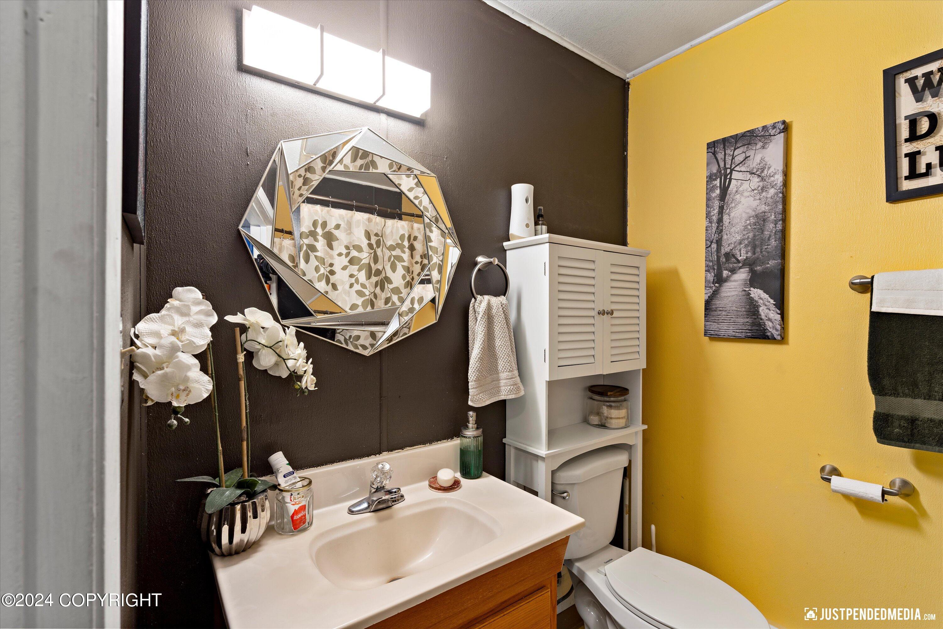 4301 Thompson Avenue