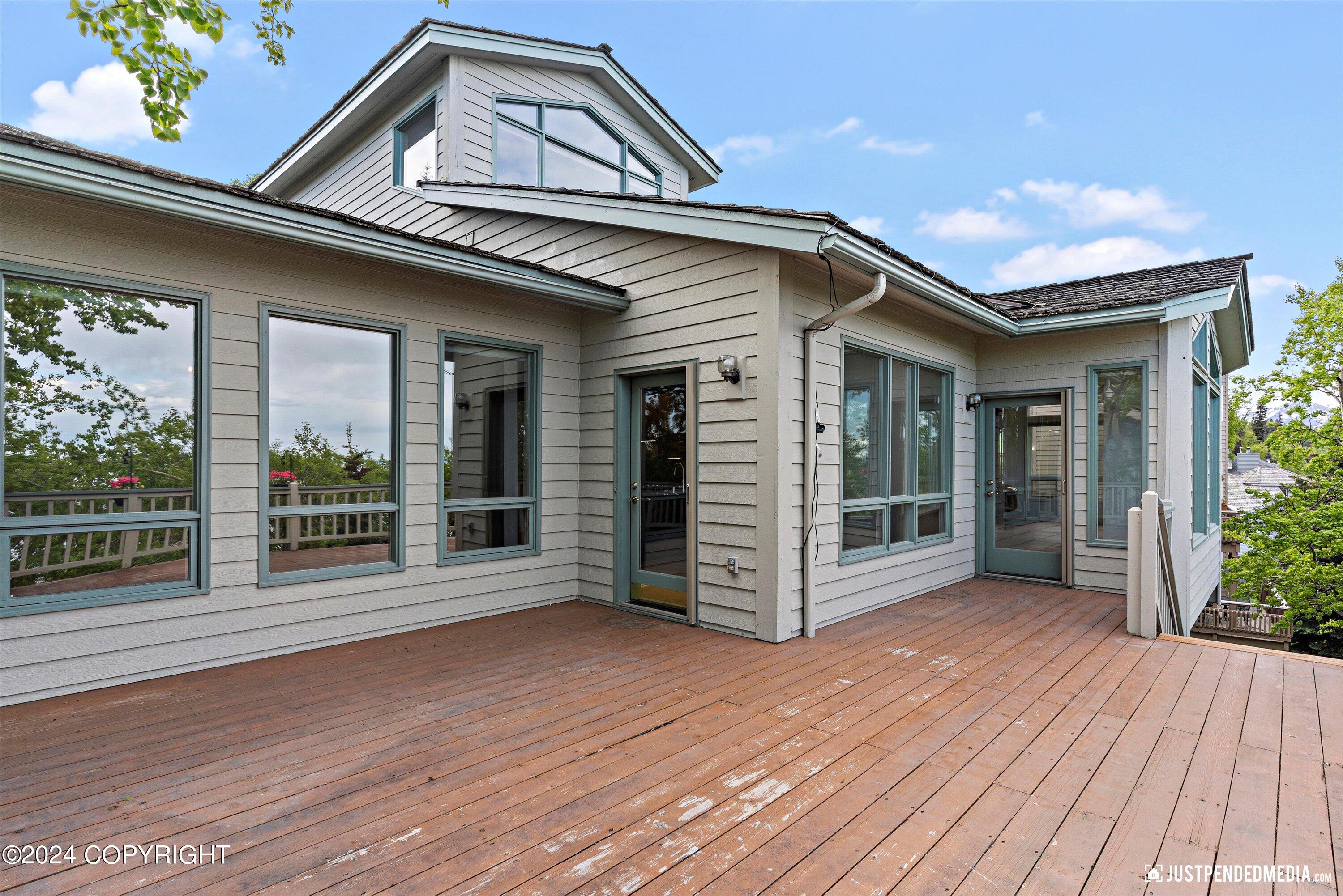 18632 Guillemot Circle