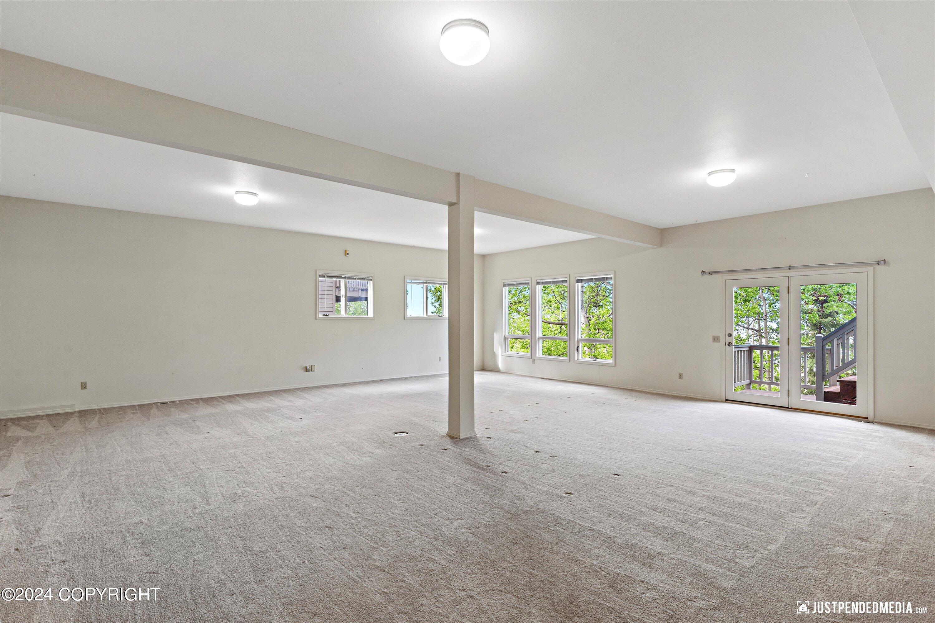 18632 Guillemot Circle