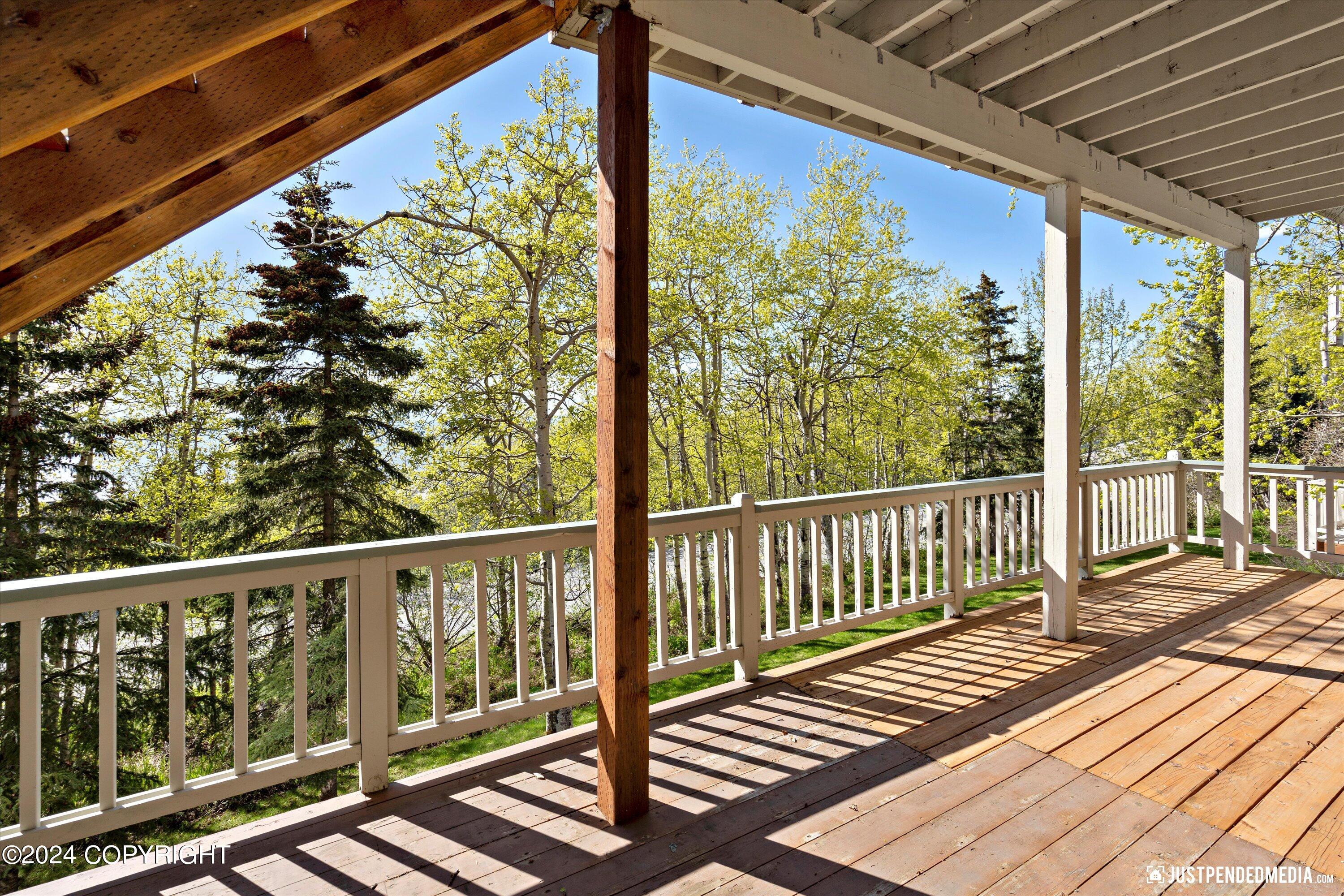 18632 Guillemot Circle