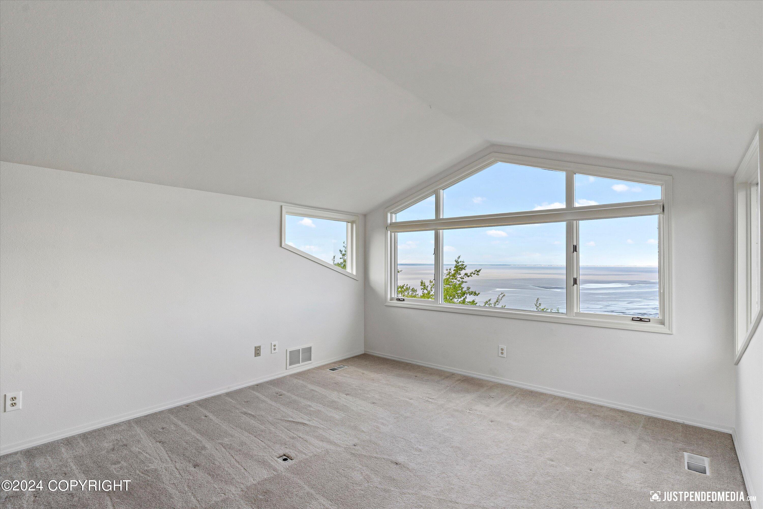 18632 Guillemot Circle