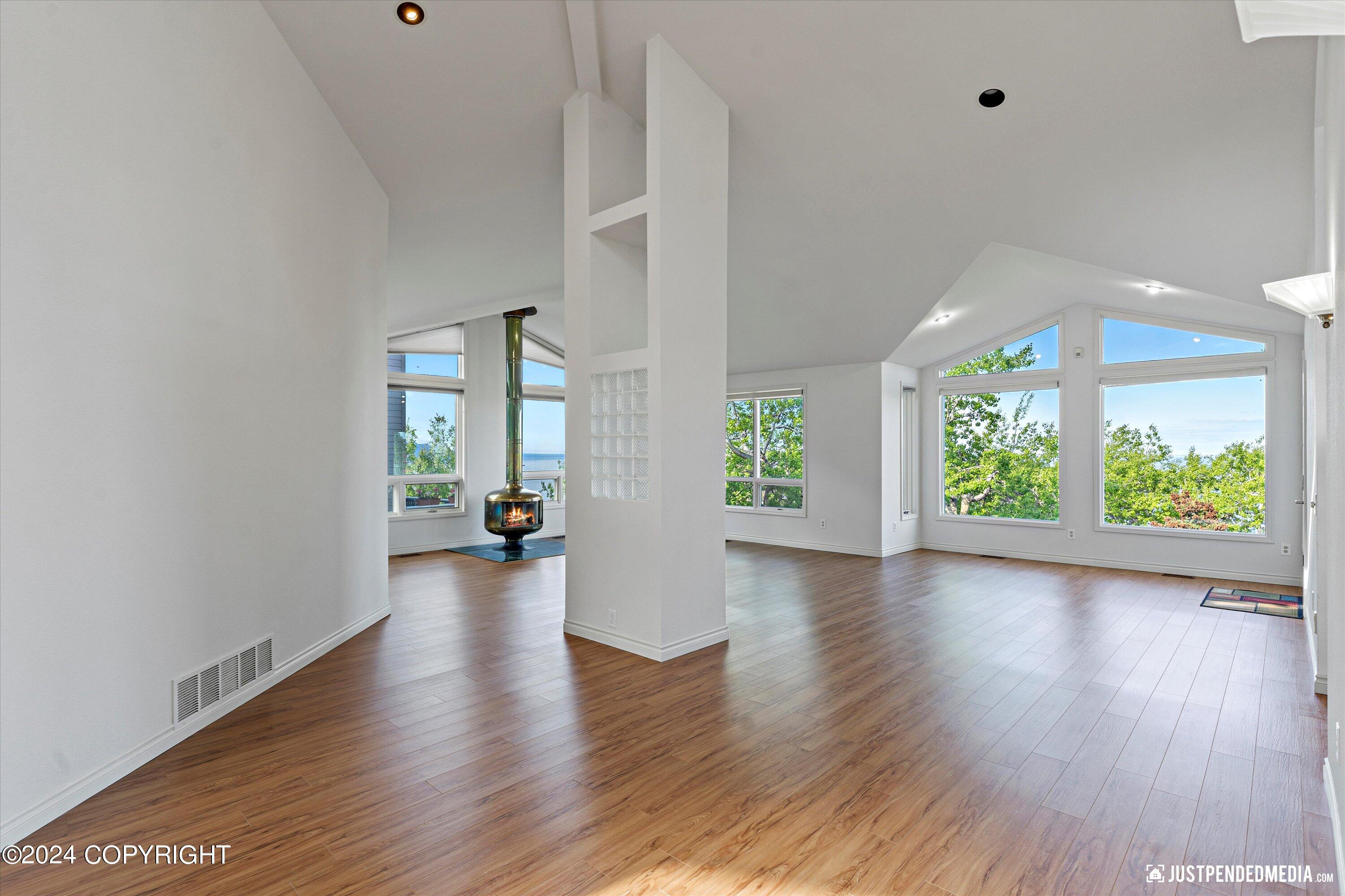 18632 Guillemot Circle