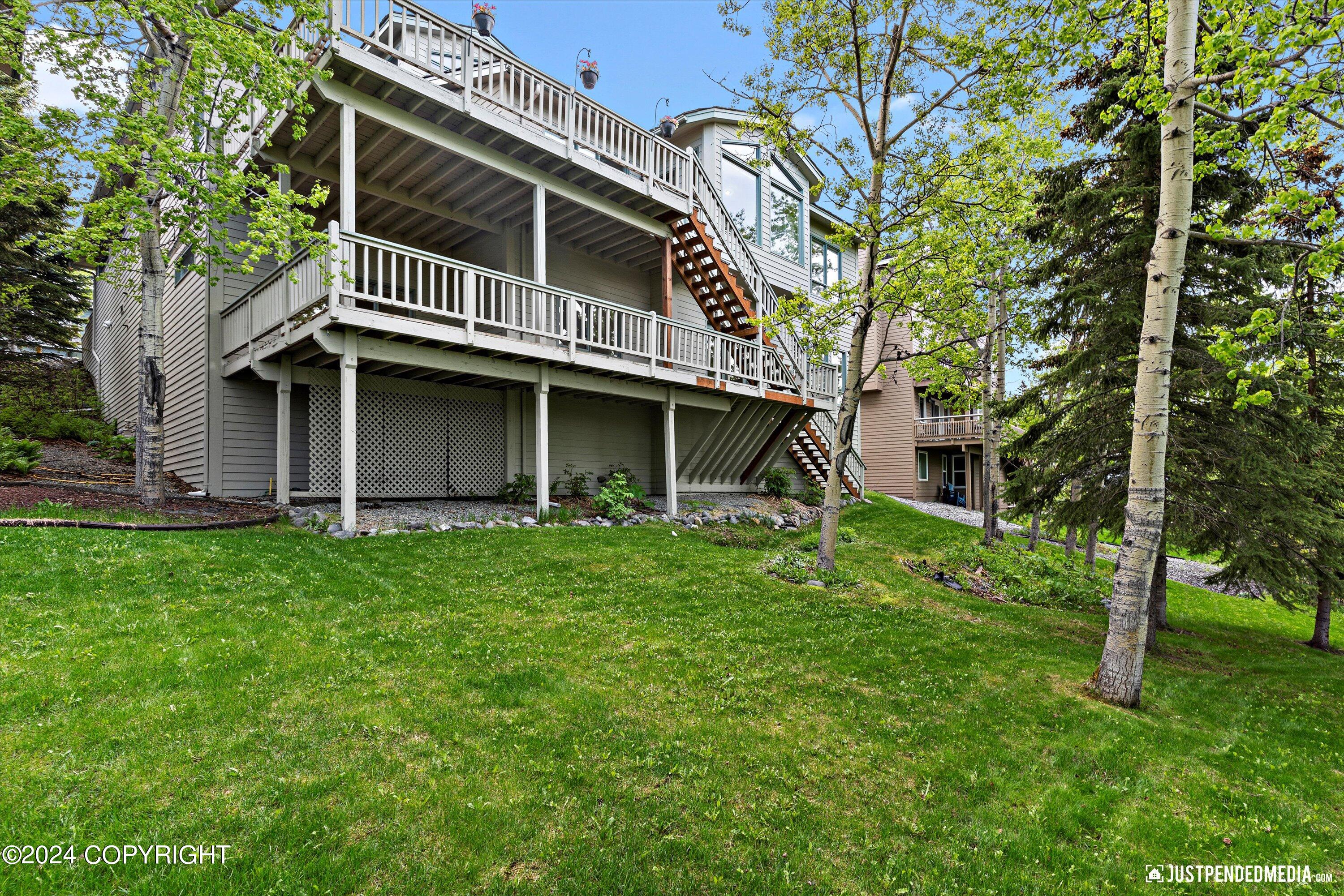 18632 Guillemot Circle