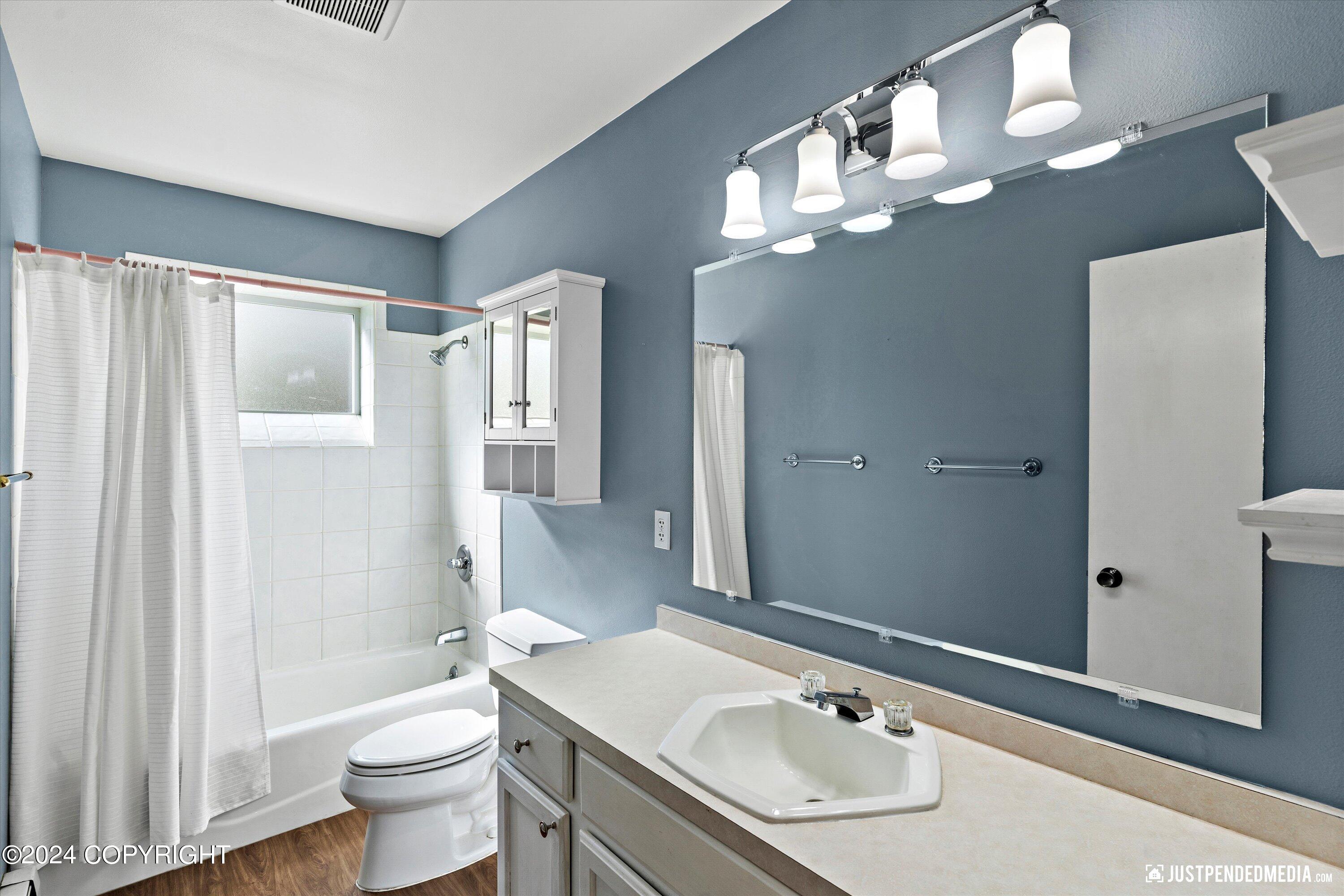 5101 E McDowell Road