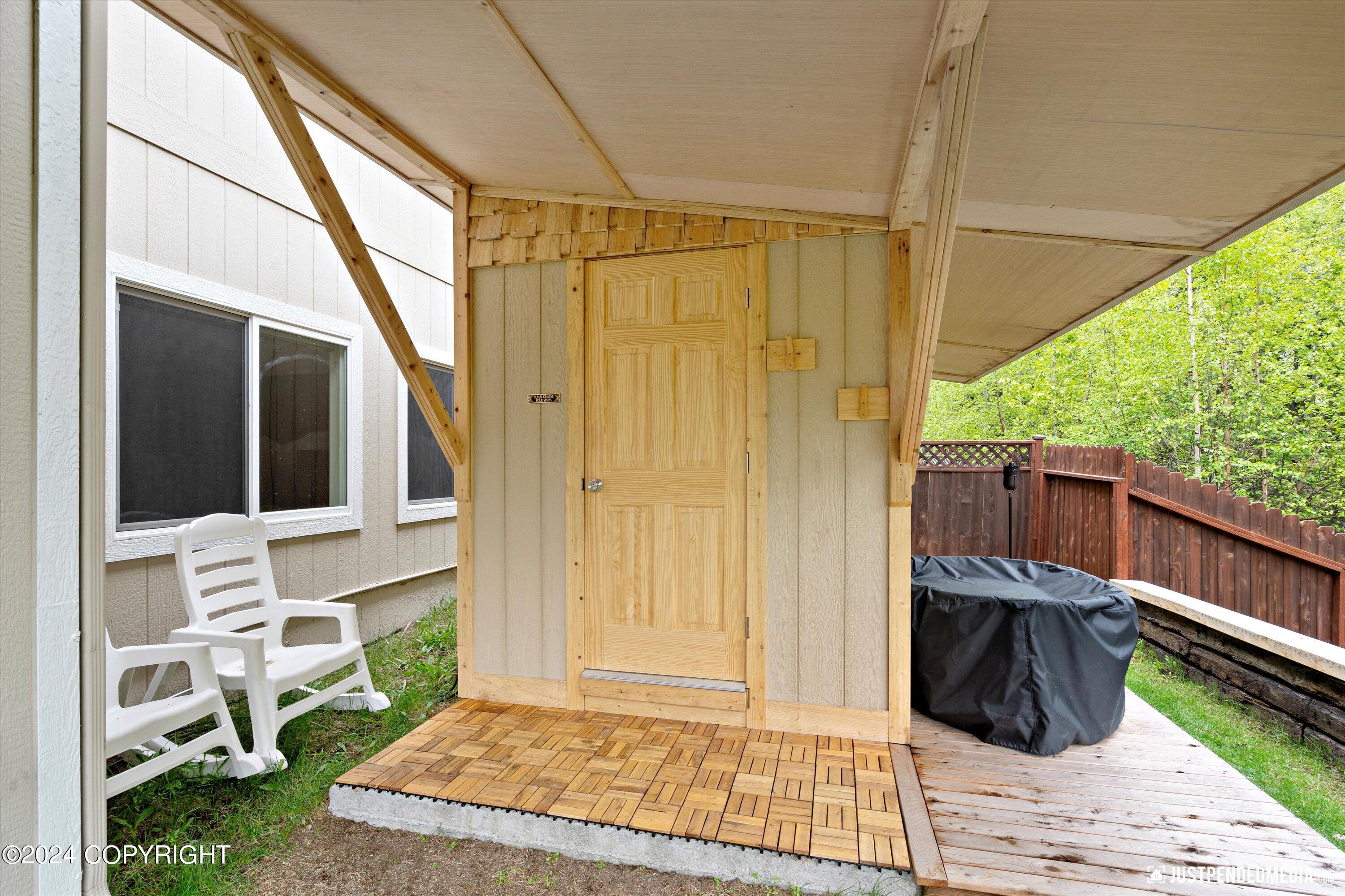 20692 Driftwood Bay Drive