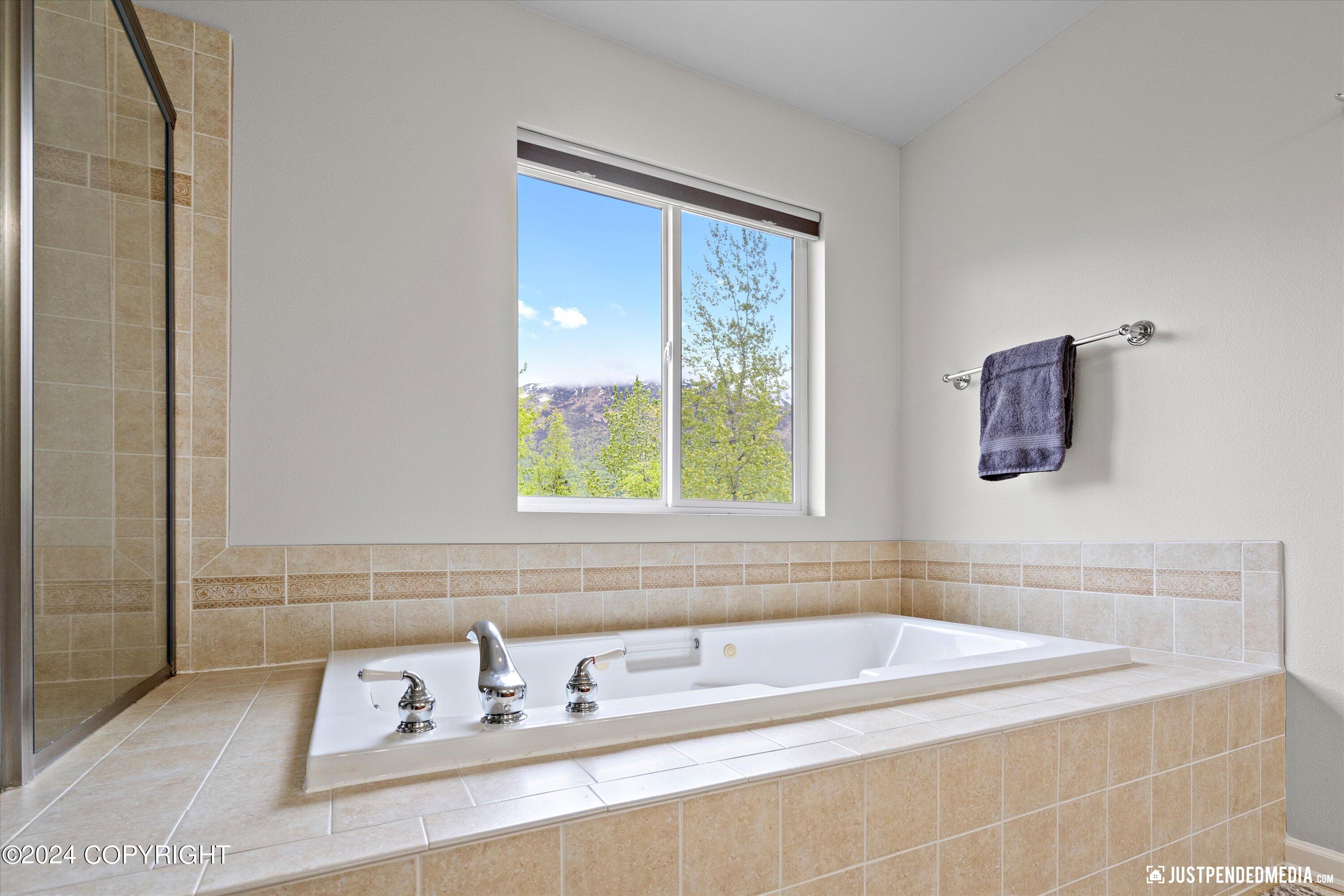 20692 Driftwood Bay Drive