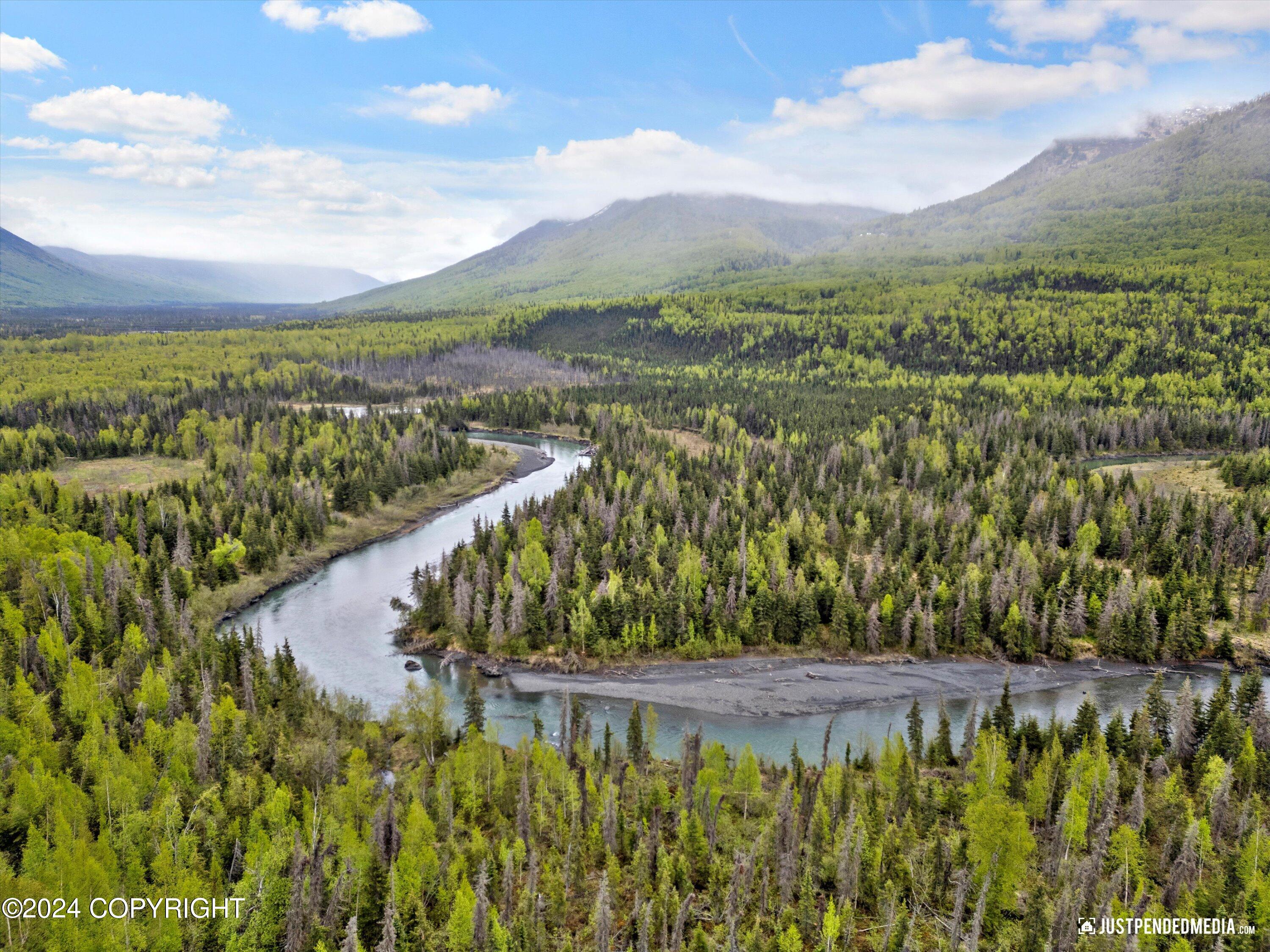 20692 Driftwood Bay Drive