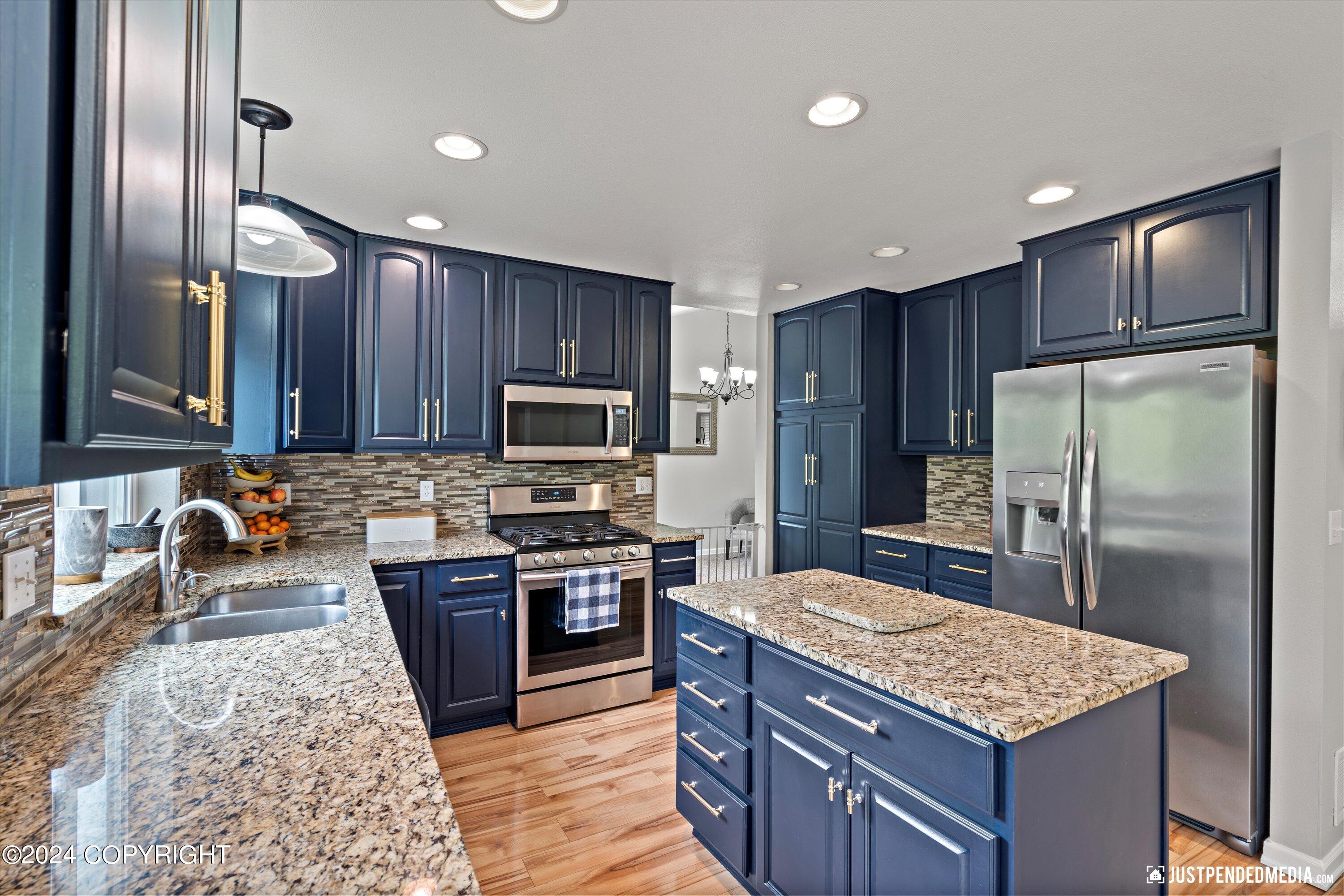 20692 Driftwood Bay Drive