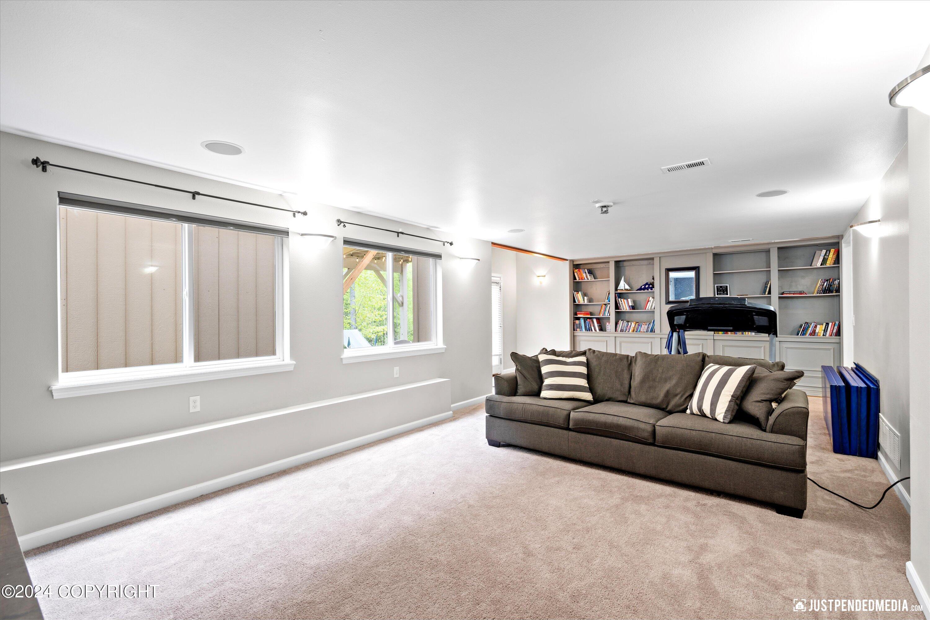 20692 Driftwood Bay Drive