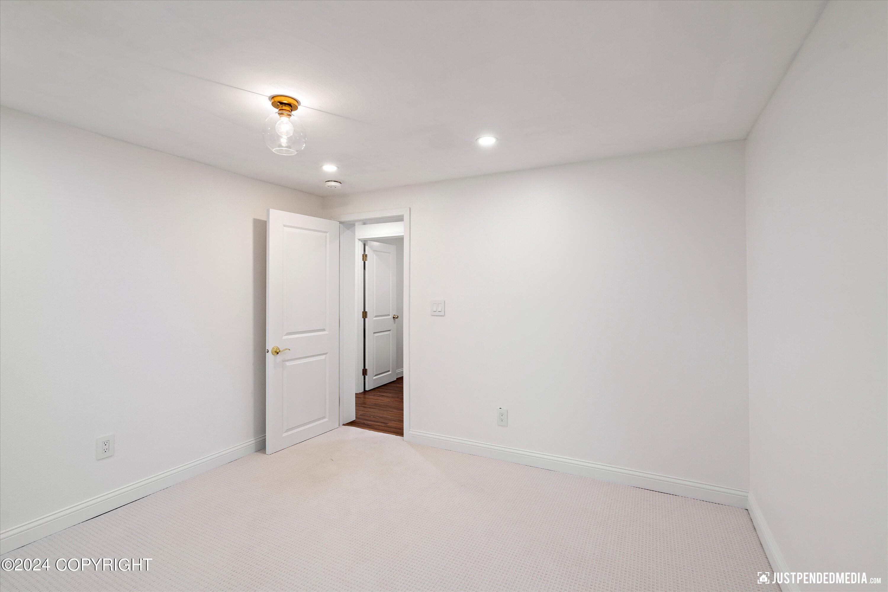 1547 Airport Heights Drive