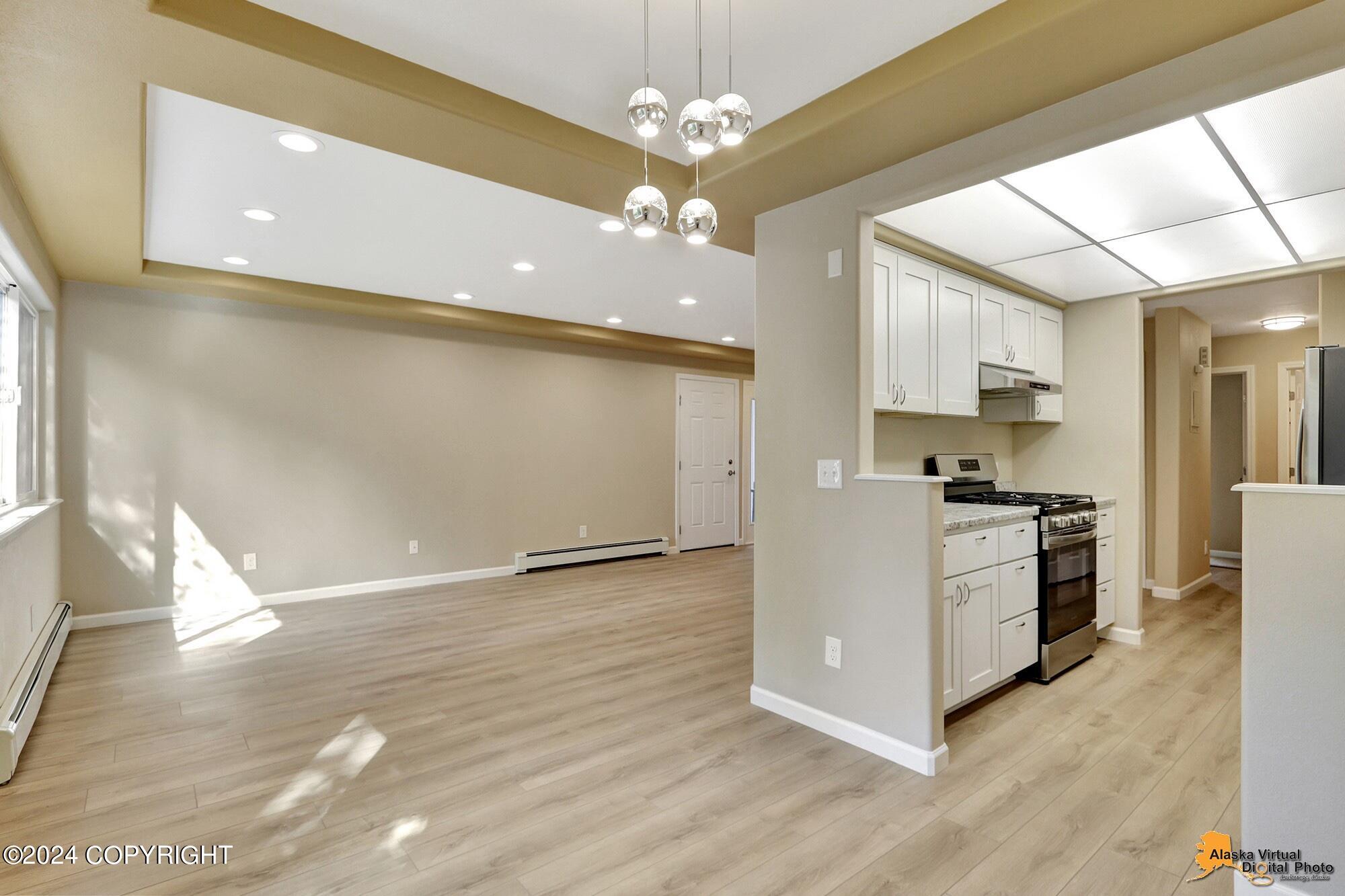 831 W 54th Avenue