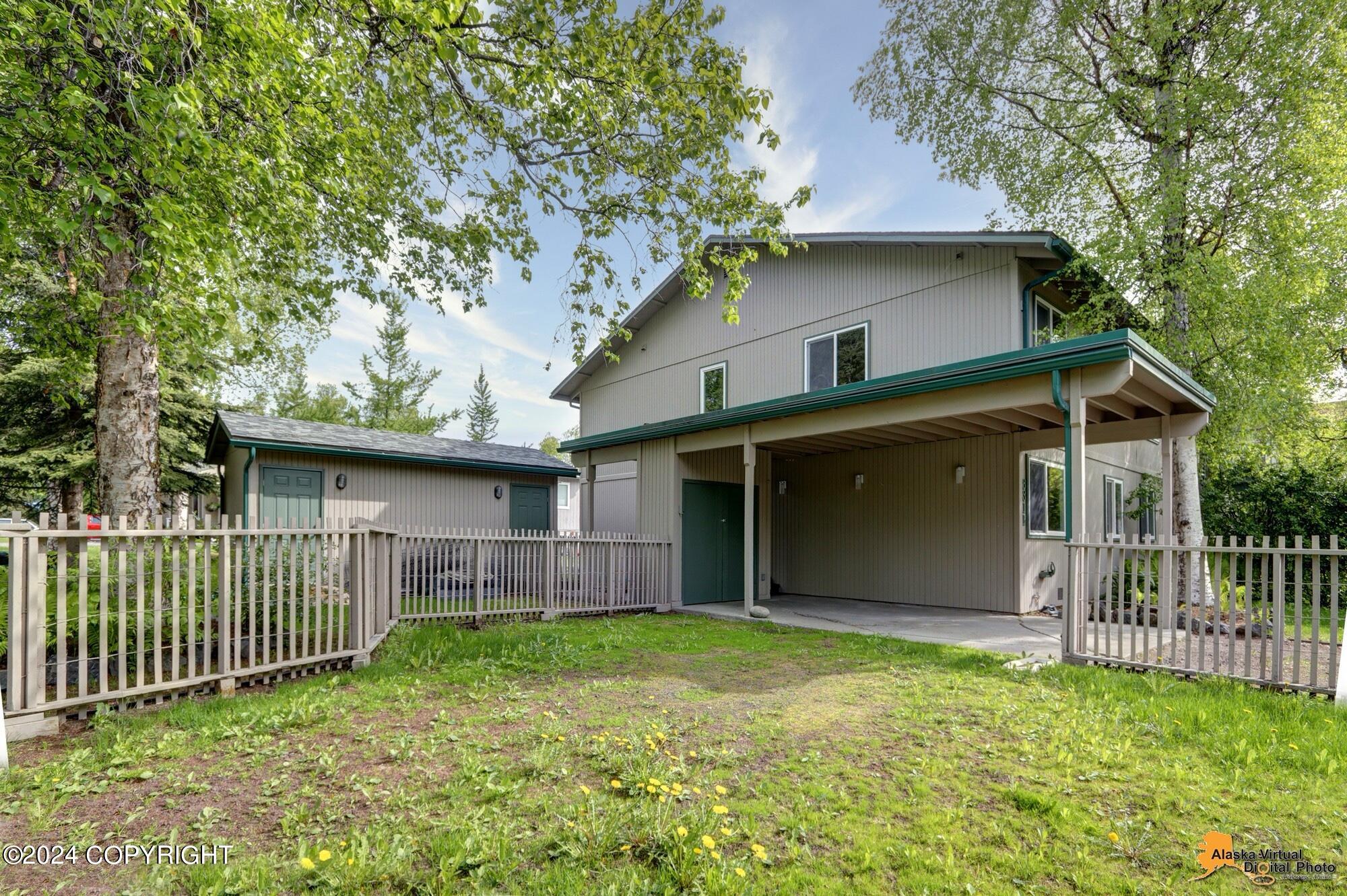 831 W 54th Avenue