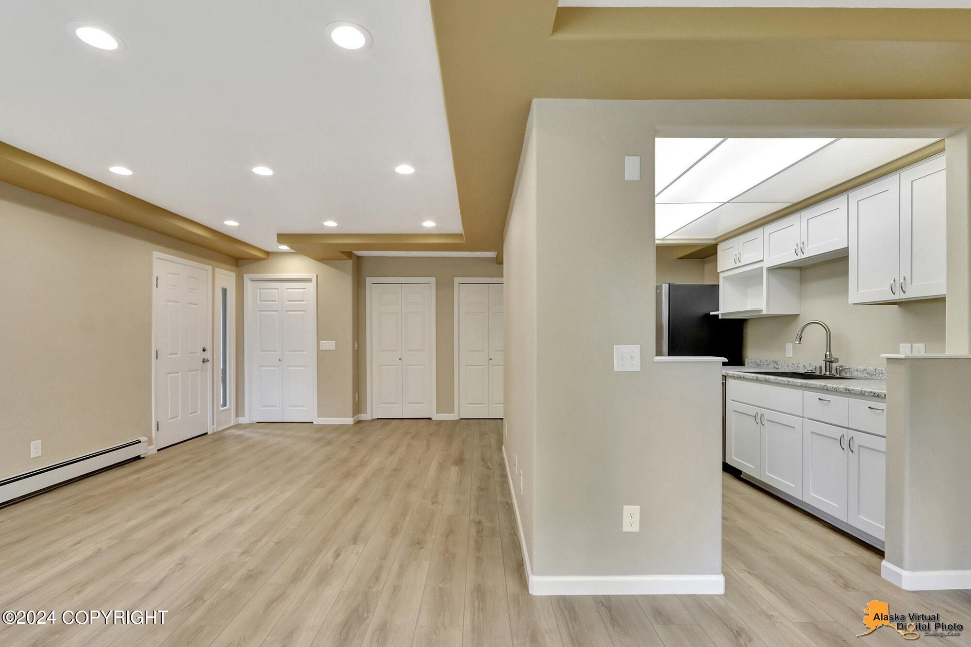 831 W 54th Avenue