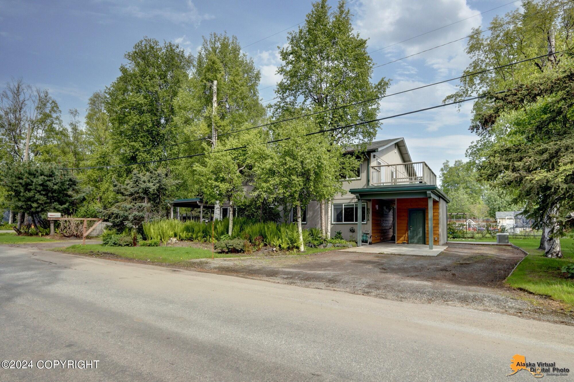 831 W 54th Avenue