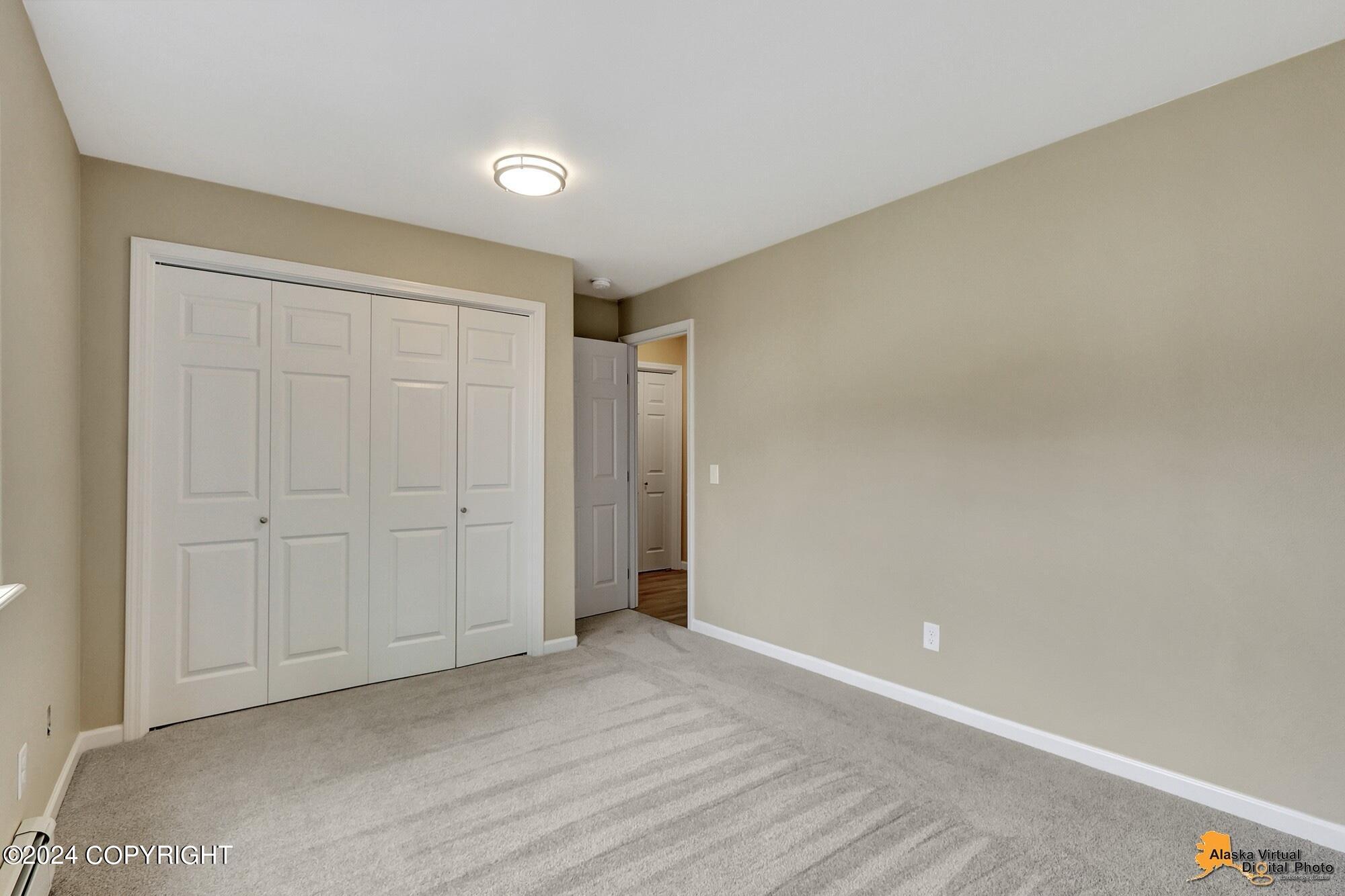 831 W 54th Avenue