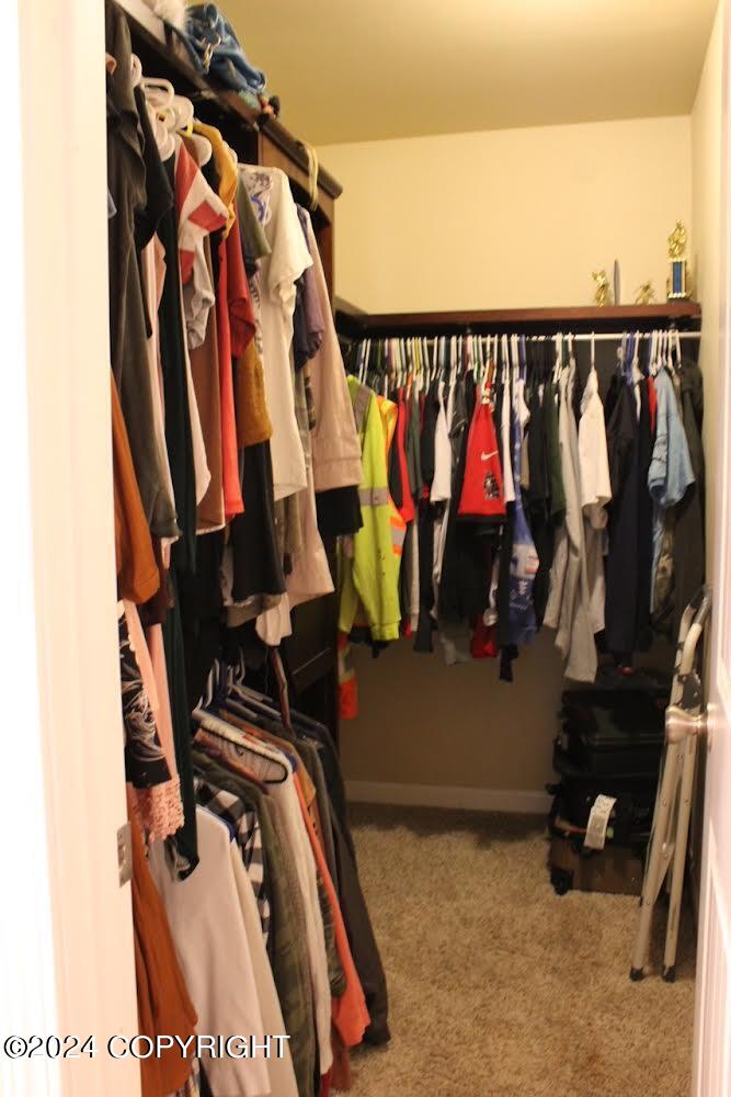 5923 E Summit Circle