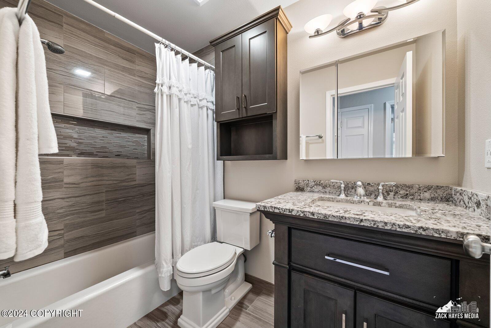 5527 Chilkoot Court # 1 Unit: #1