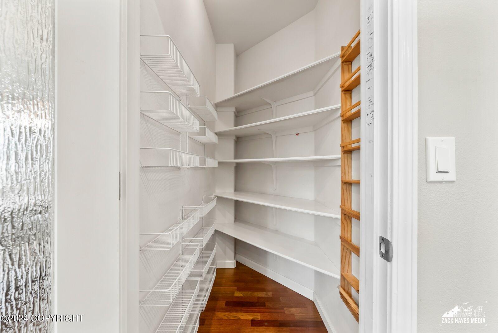 3401 Southbluff Circle