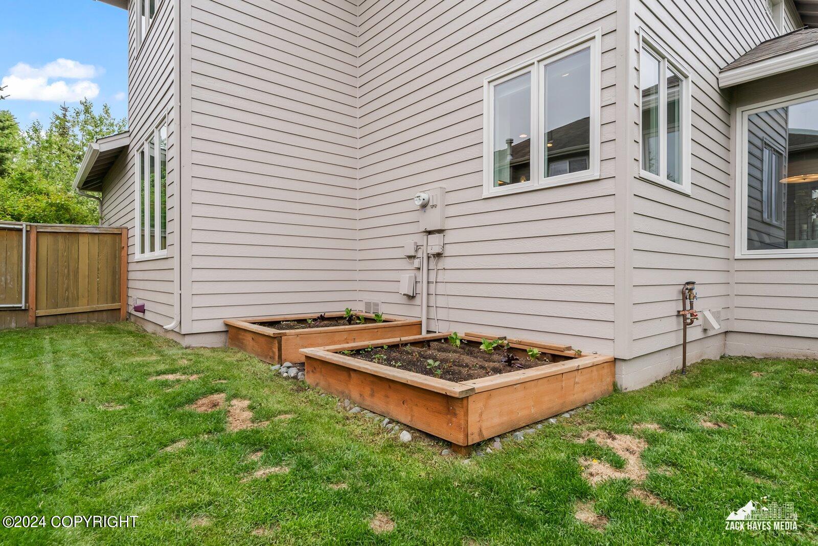 3401 Southbluff Circle