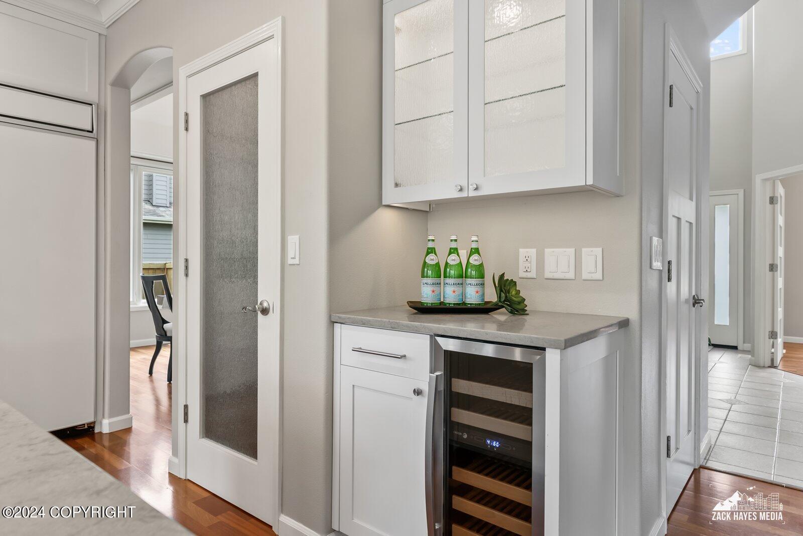 3401 Southbluff Circle