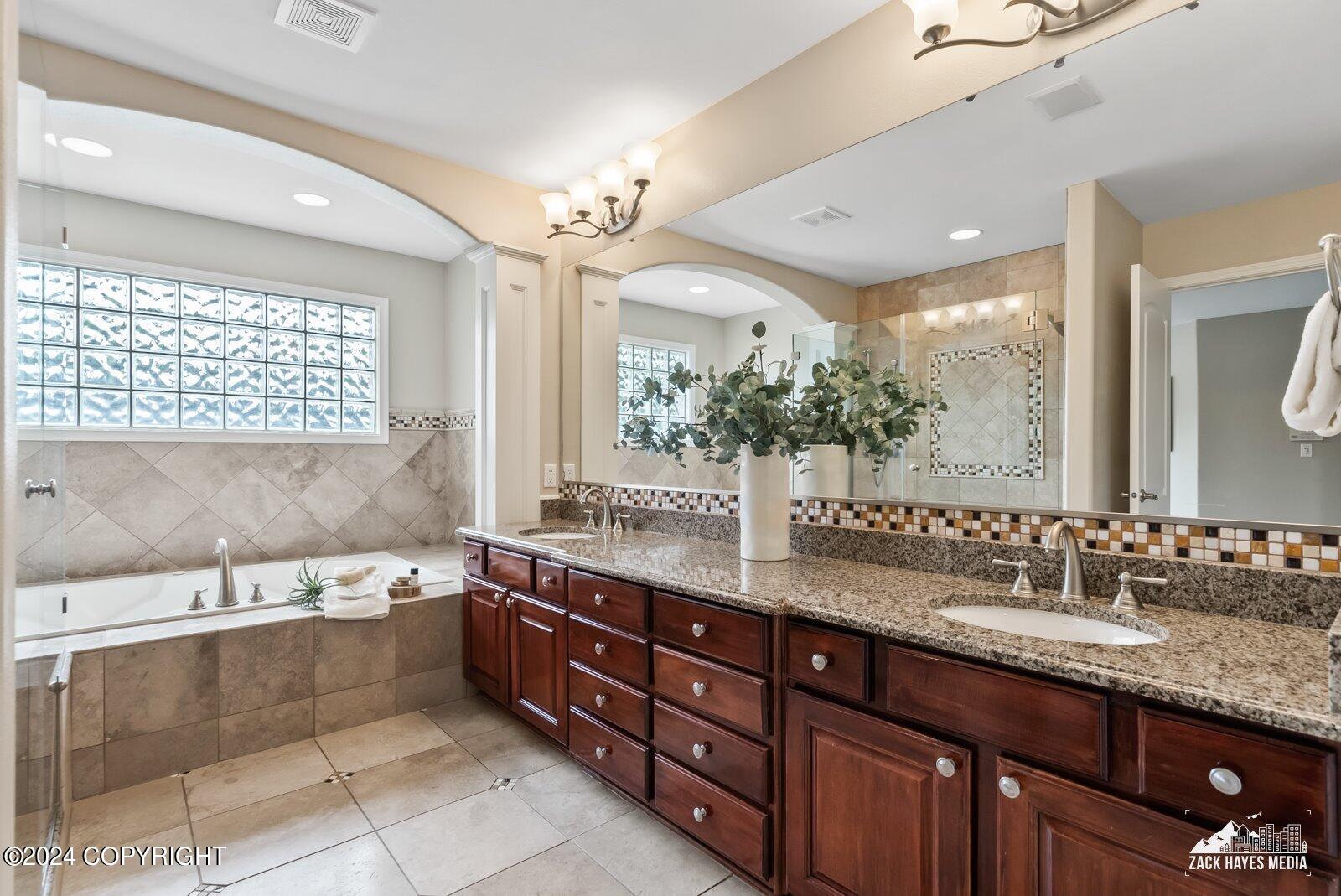 3401 Southbluff Circle