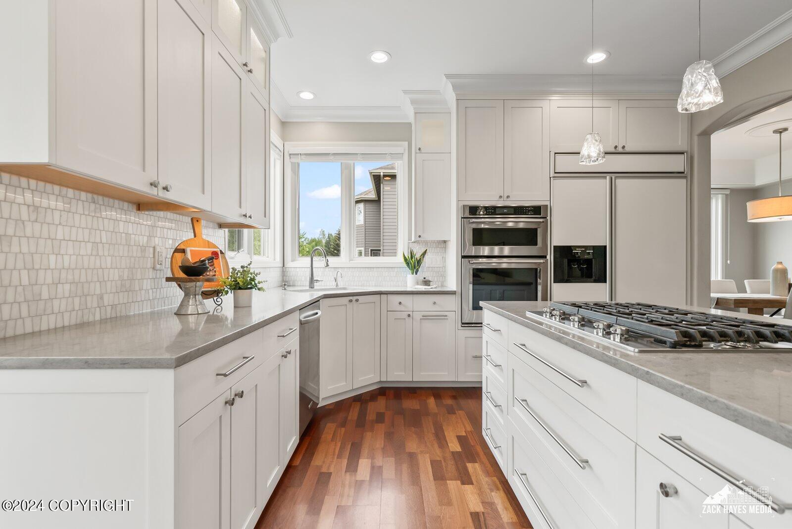 3401 Southbluff Circle