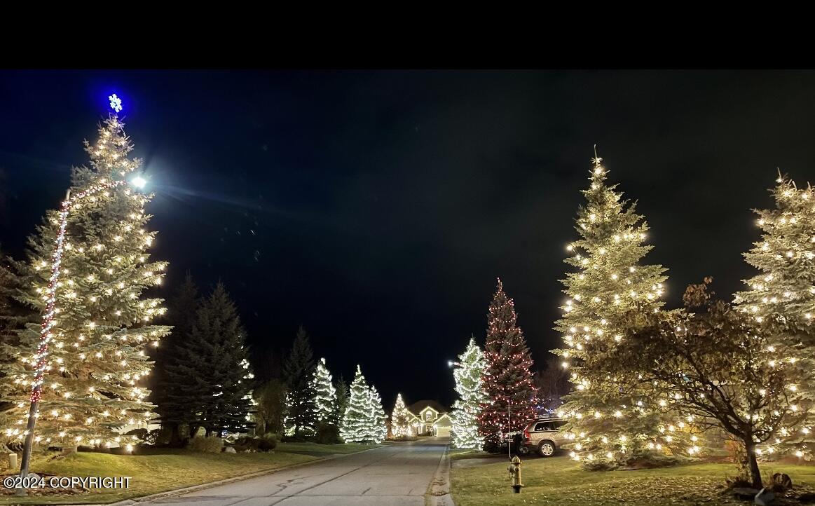 3401 Southbluff Circle