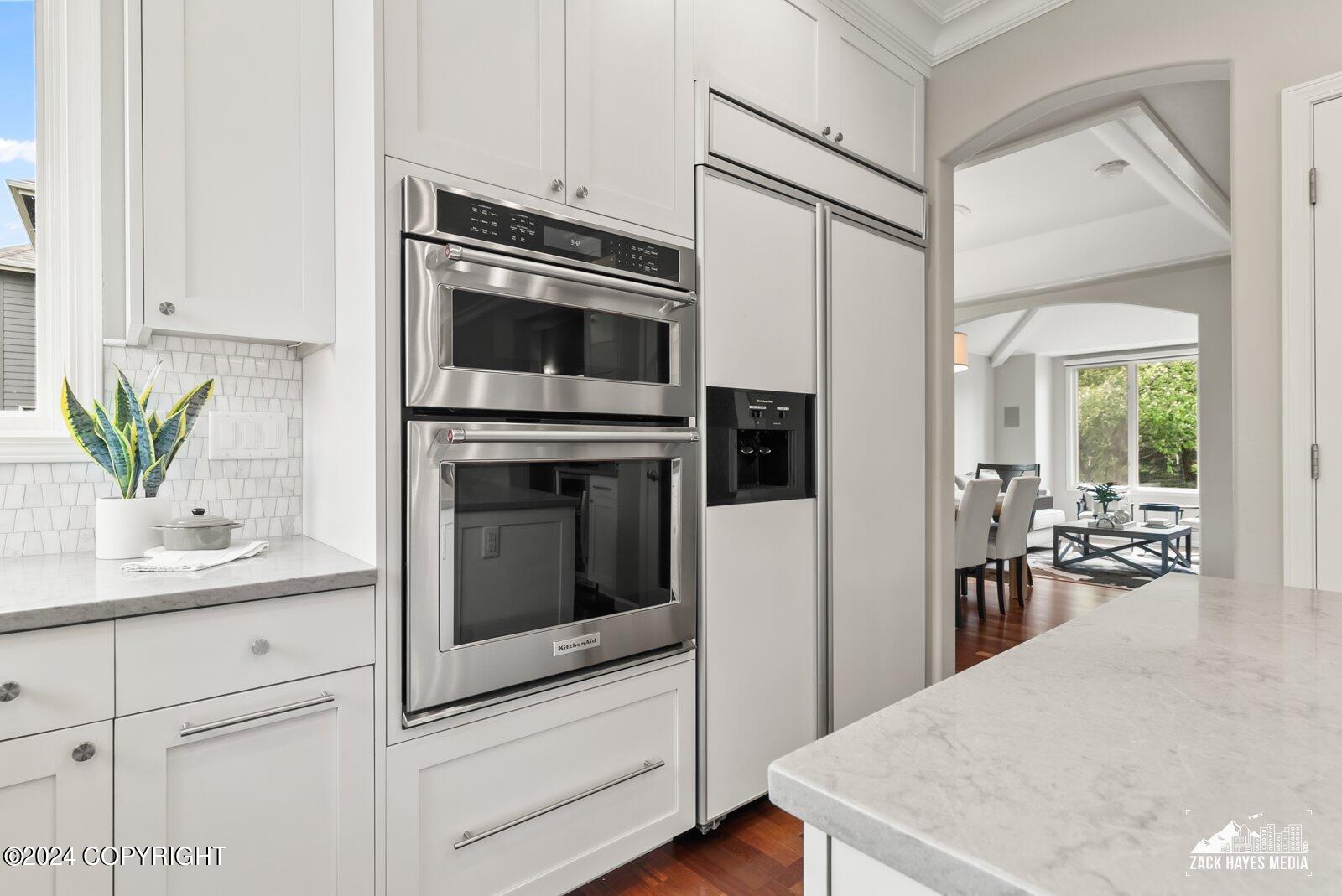 3401 Southbluff Circle